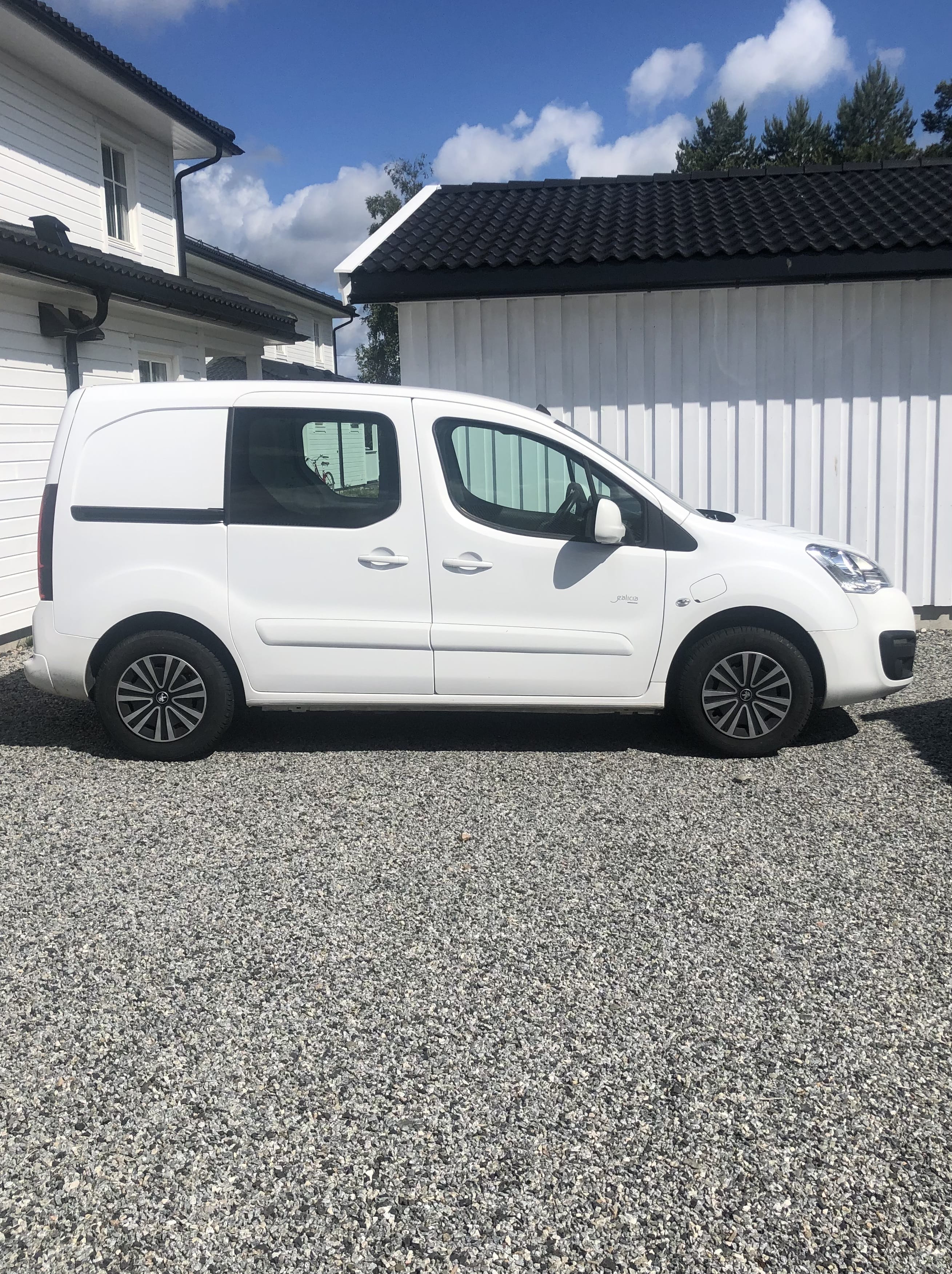 Peugeot Partner med Aircondition