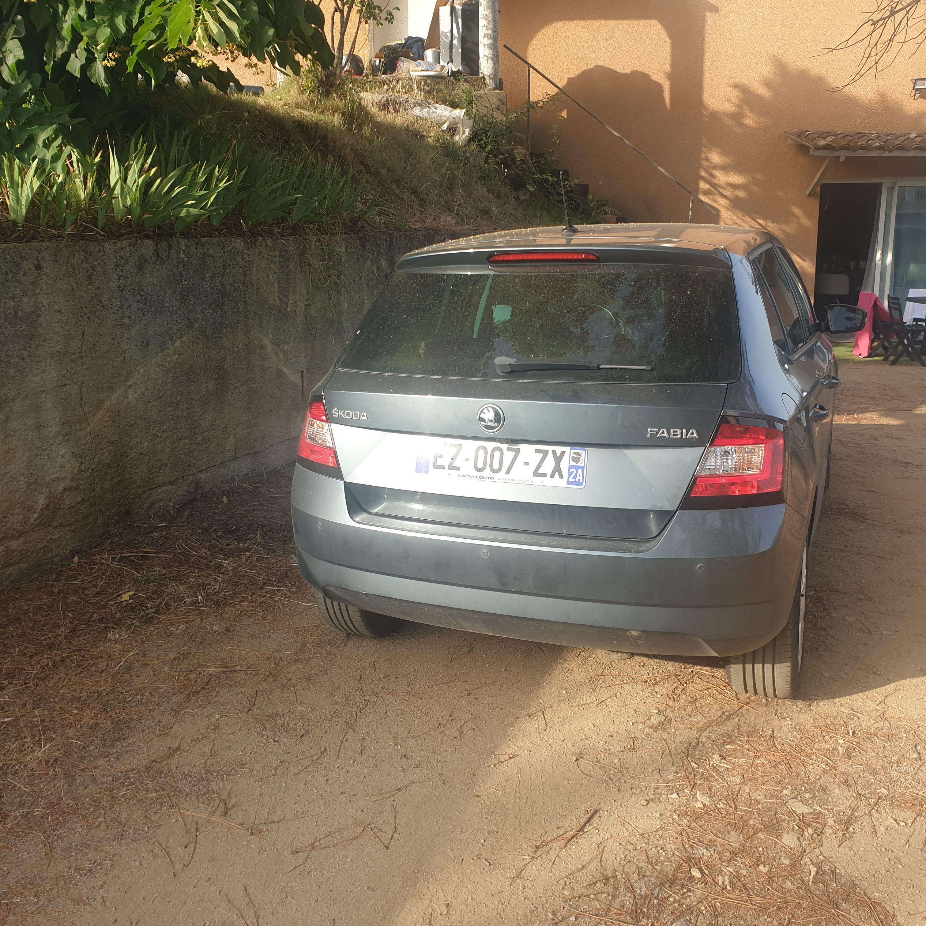 Skoda Fabia Combi 1.0 mit Navigationsgerät