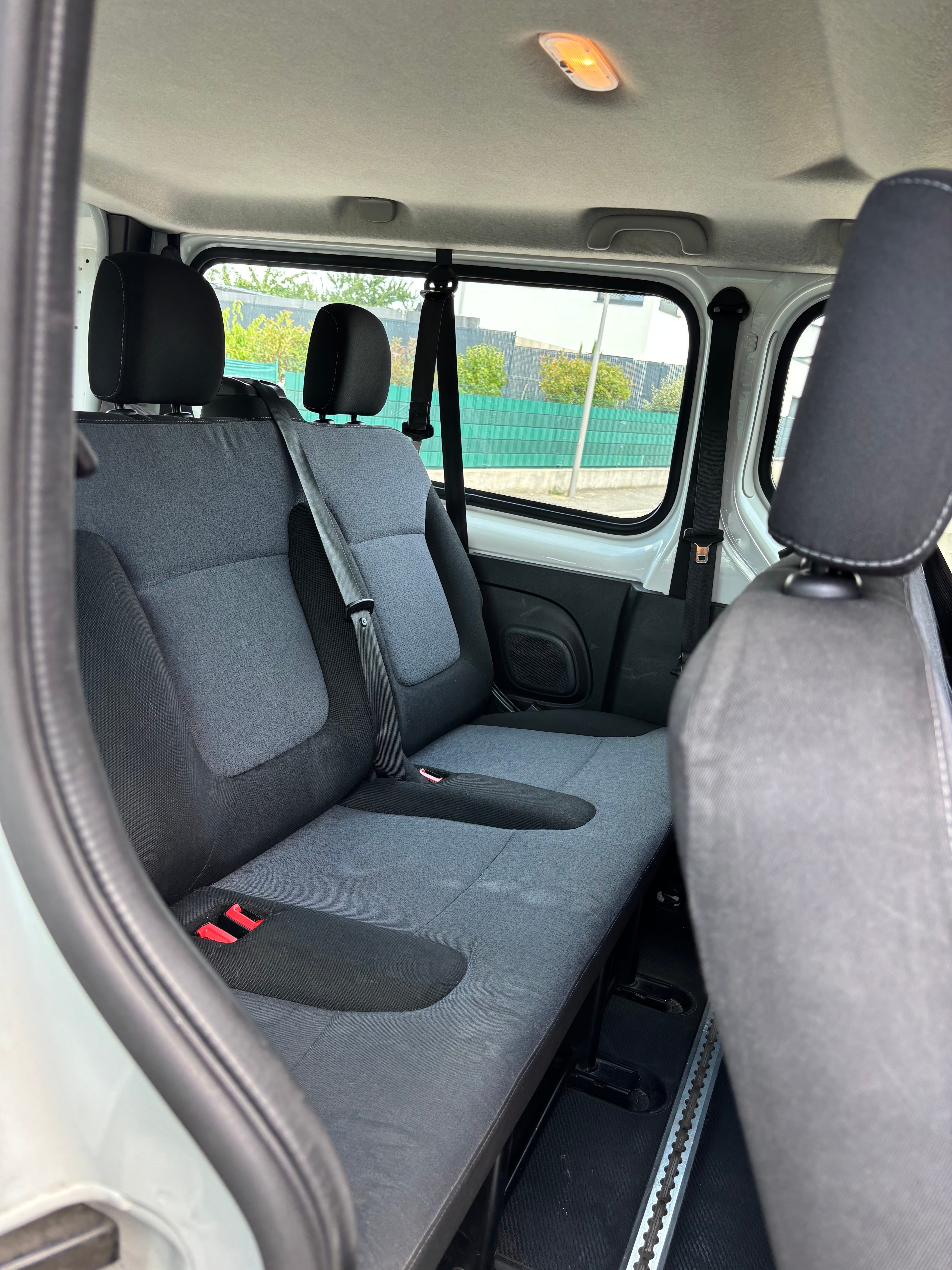 Opel Vivaro avec GPS