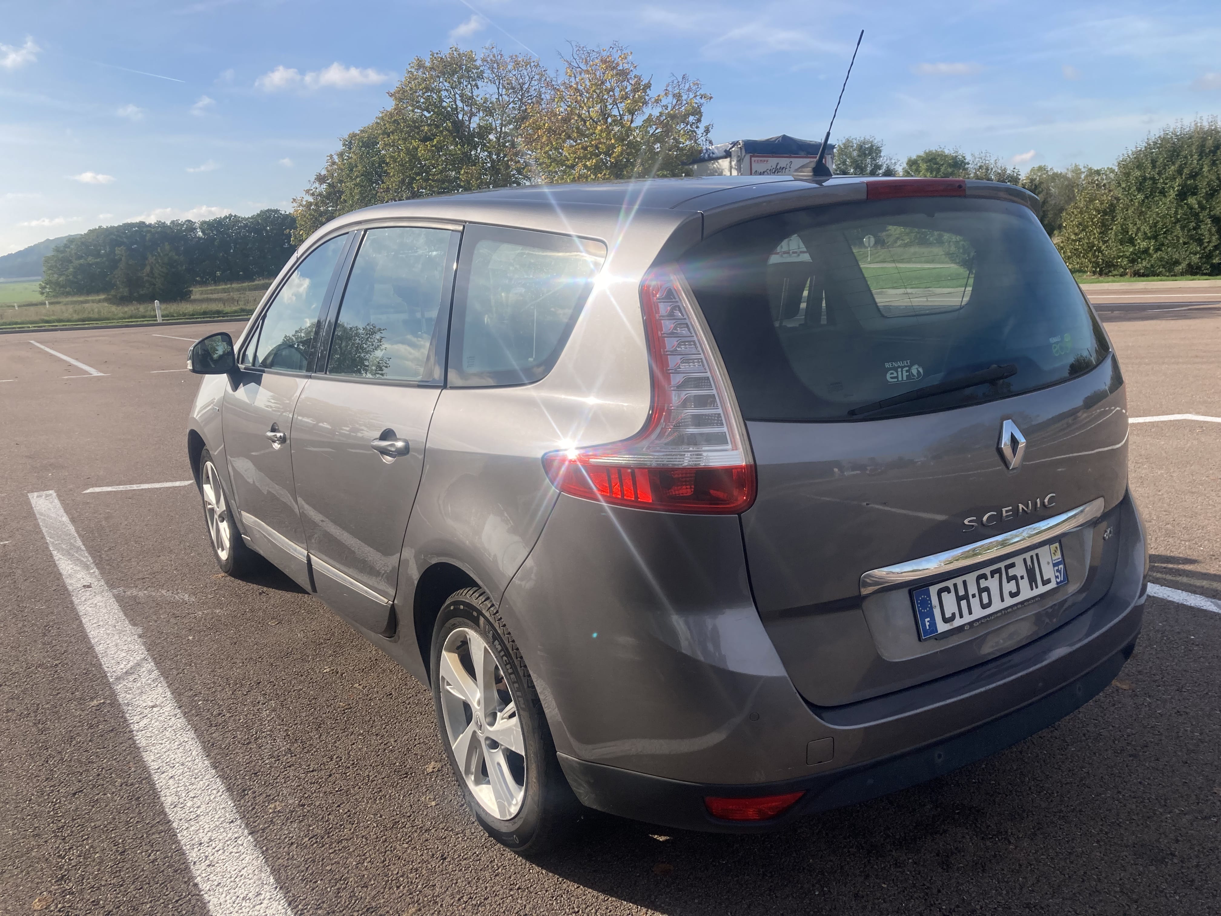 Renault Grand Scenic 1,5 dci Bose Energy avec GPS