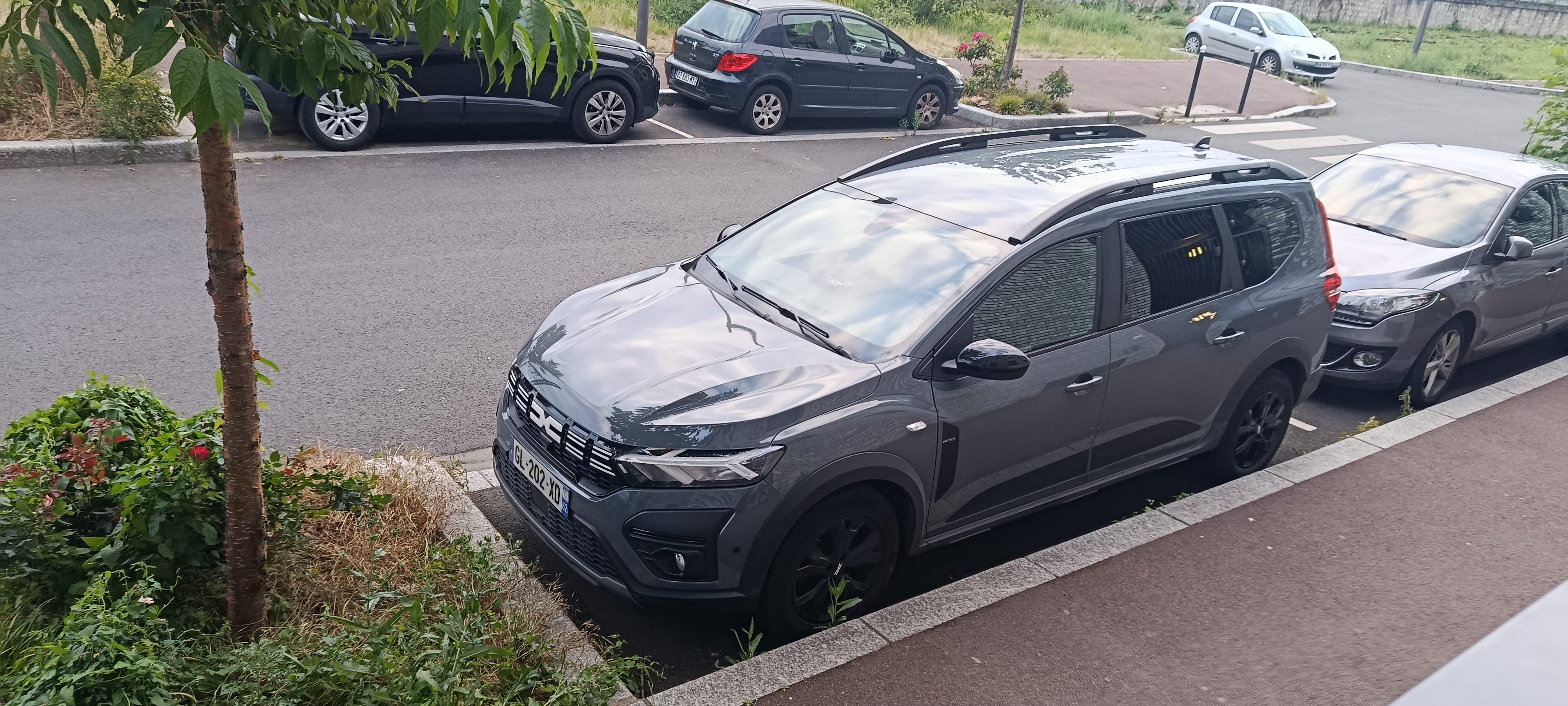 Dacia Jogger, 2023, Essence 98, 7 places