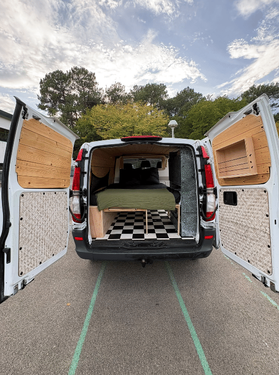 Mercedes-Benz Vito avec Audio Bluetooth