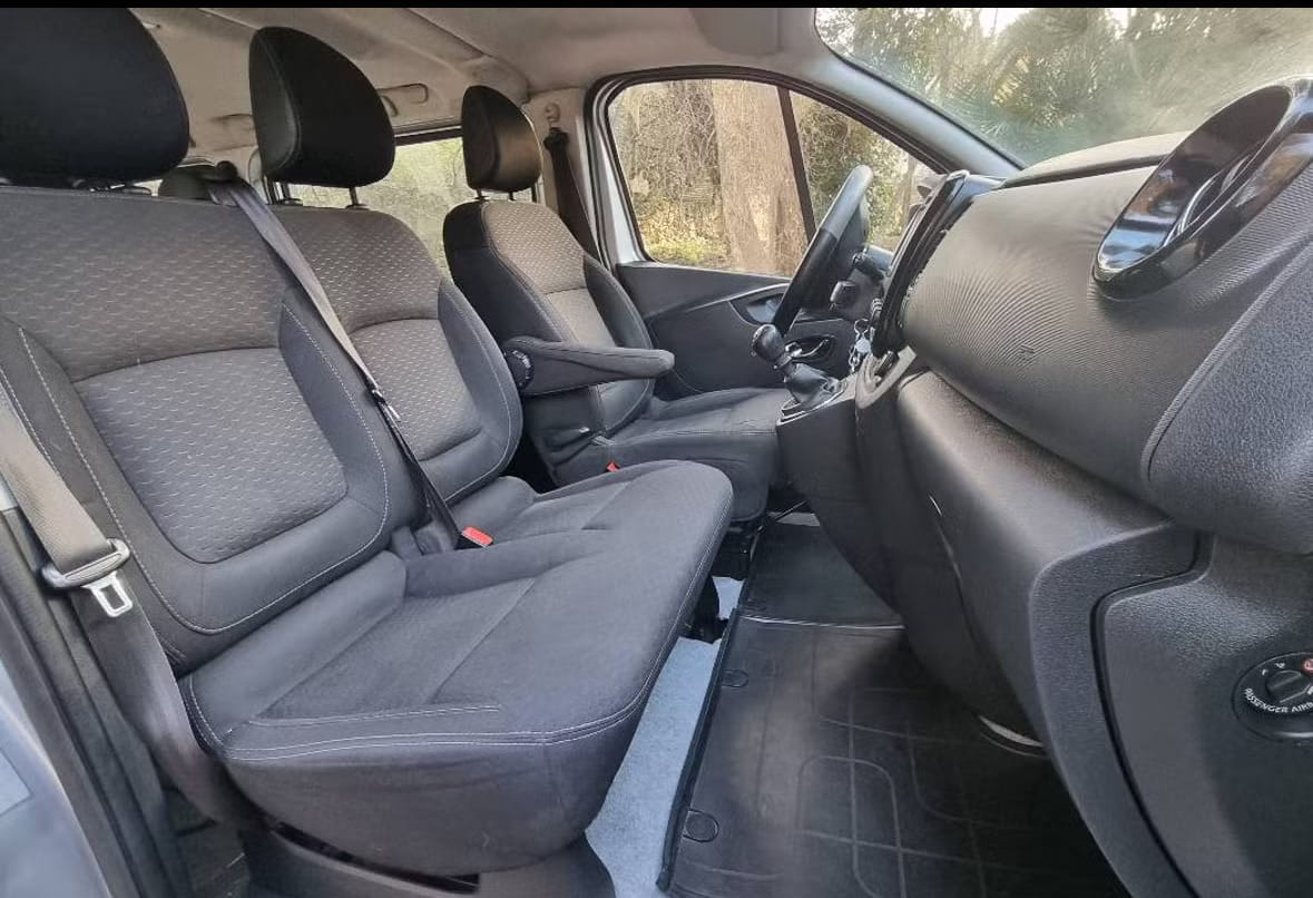 Opel Vivaro con Audio Bluetooth