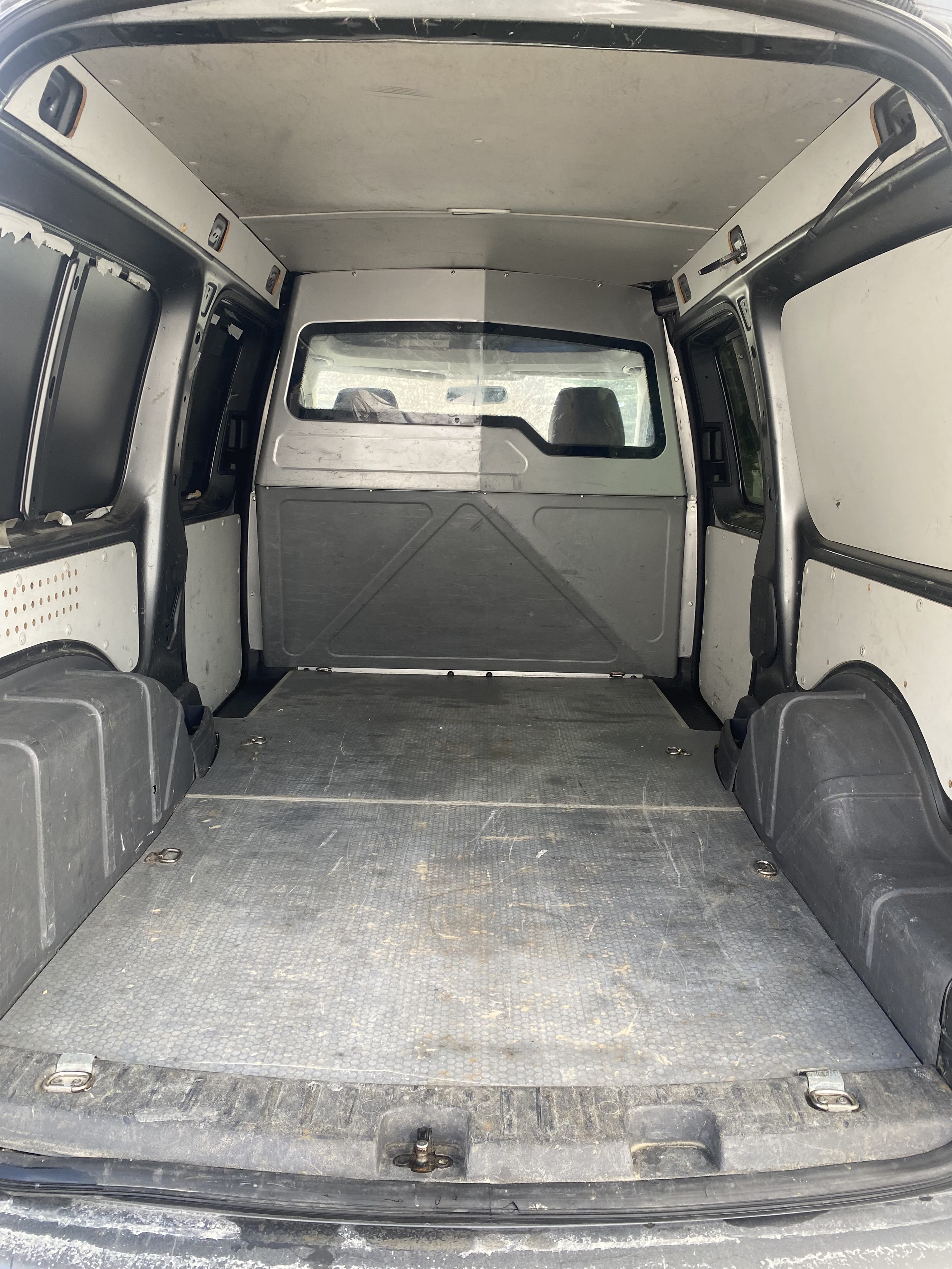 Volkswagen Caddy Maxi Campervan med Sengetøy