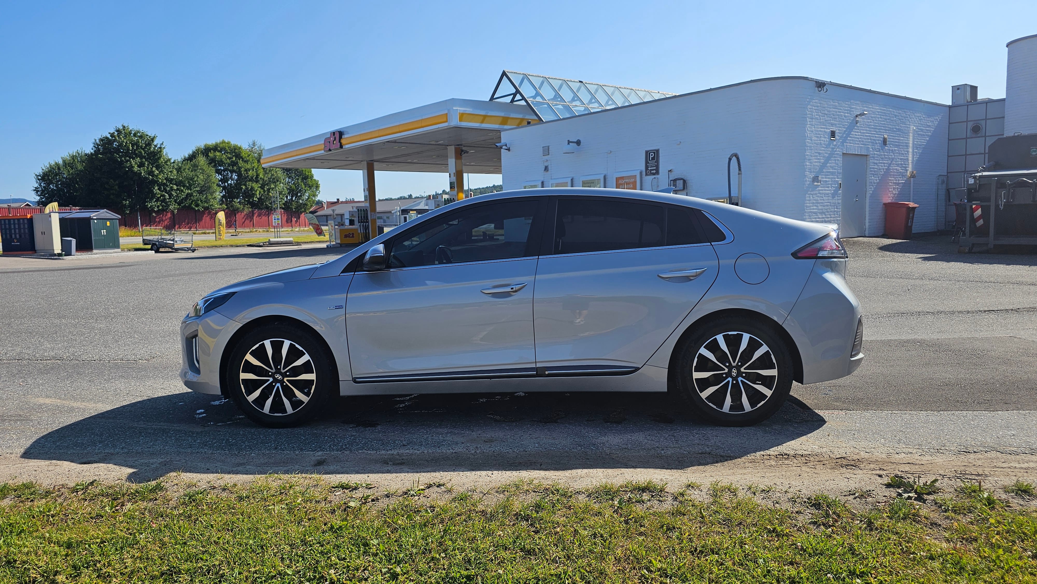 Hyundai Ioniq med Aircondition