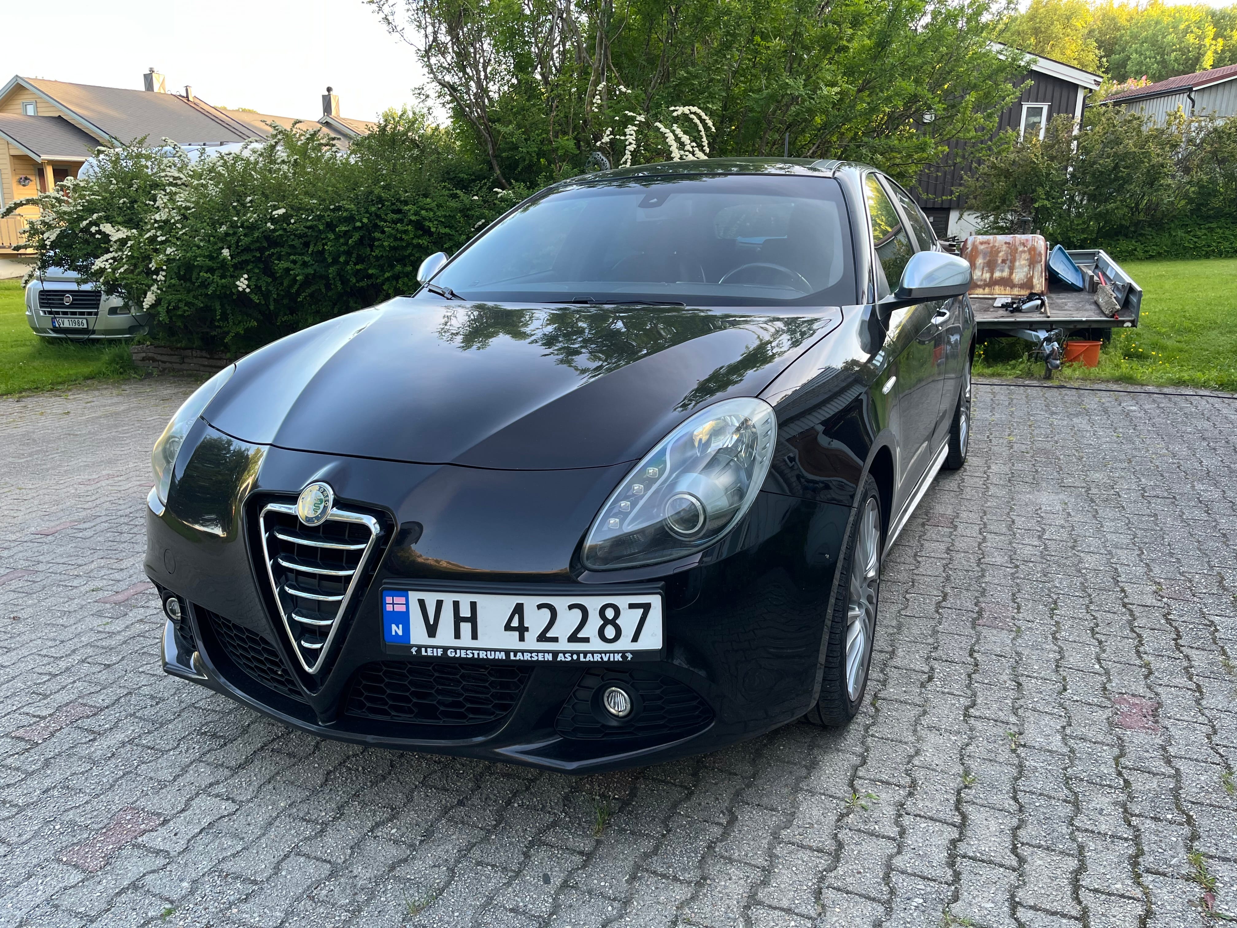 Alfa-Romeo Giulietta, 2012, Blyfri 95