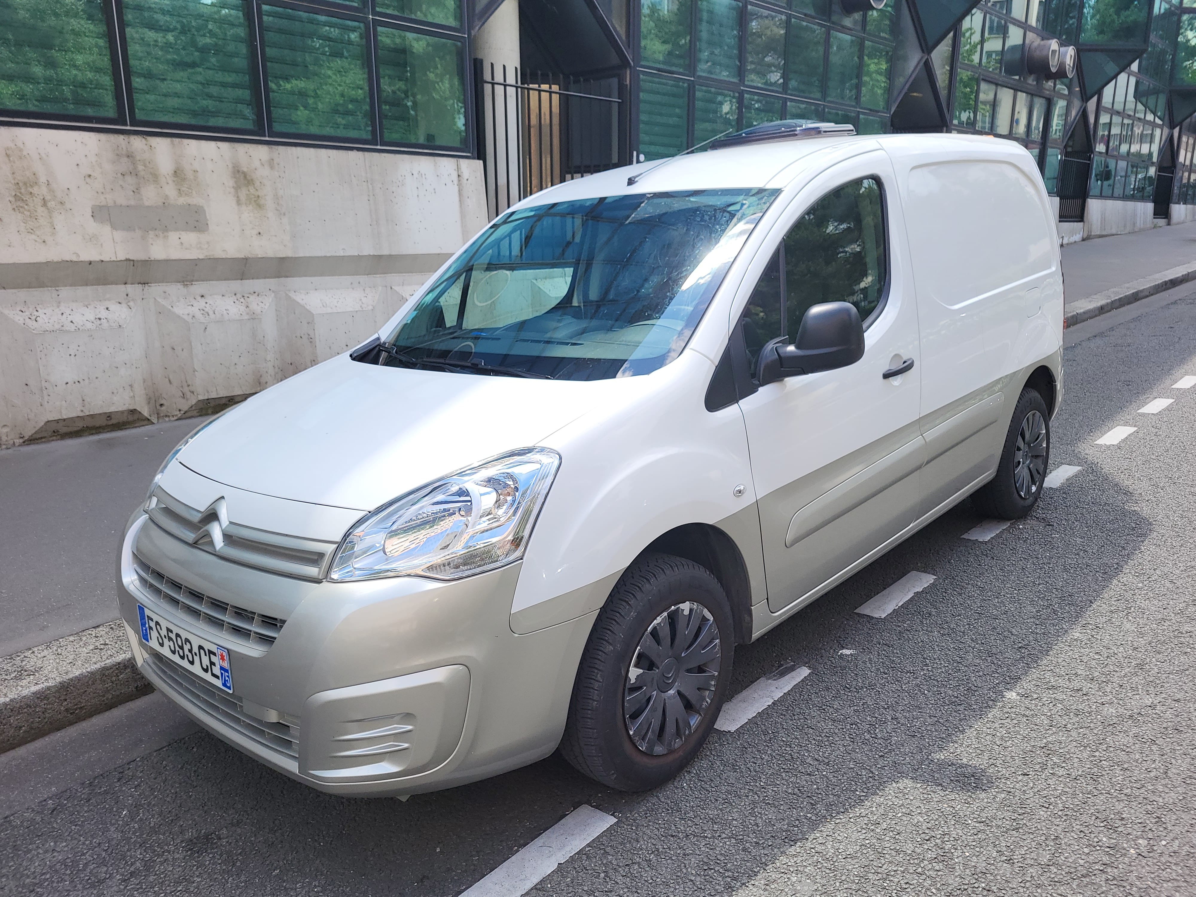 Citroen Berlingo E Berlingo M Girafon avec Régulateur de vitesse