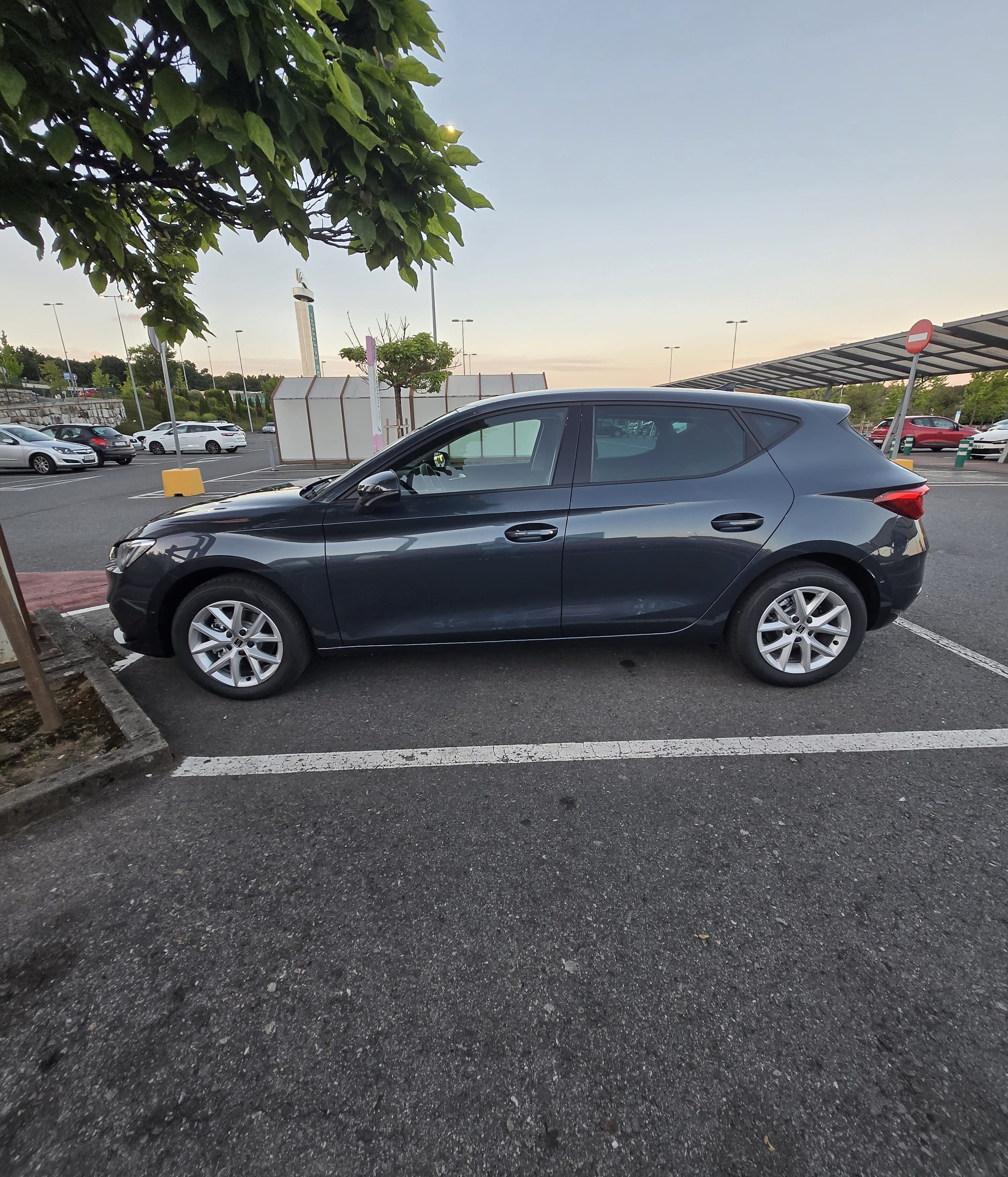 Seat Leon, 2026, Gasolina 98, Automático