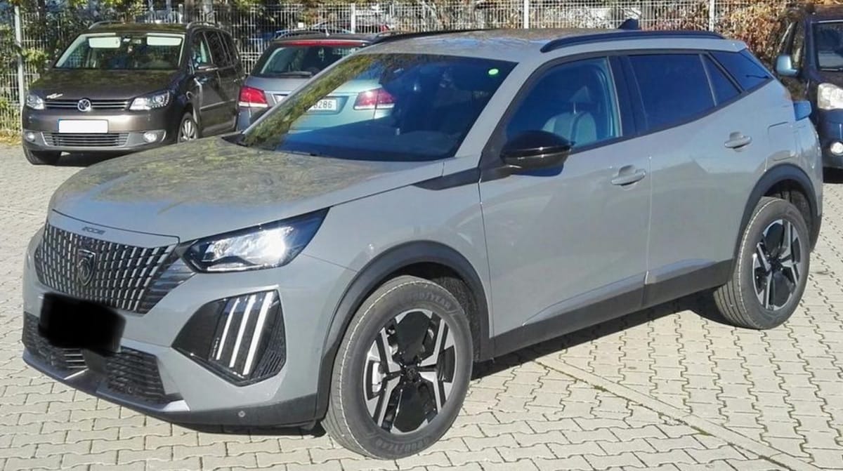 Peugeot 2008, 2024, Essence 95