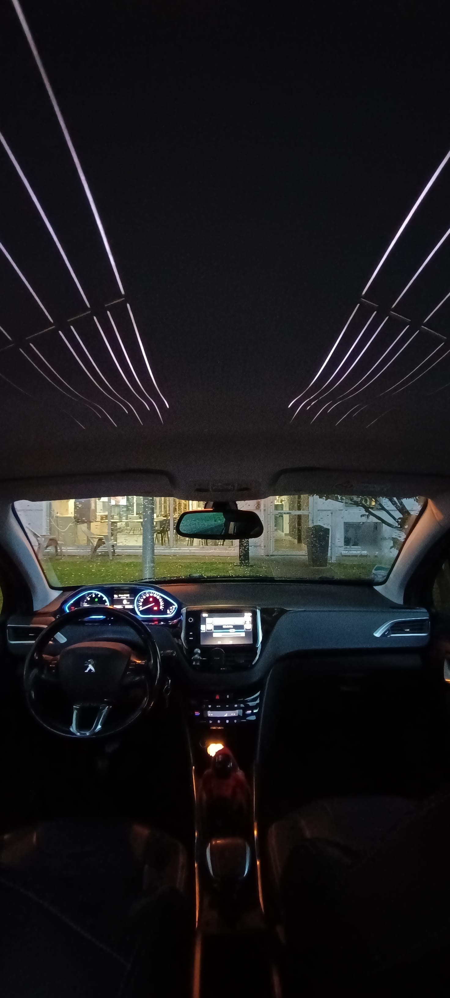 Peugeot 2008 1.2 avec Audio Bluetooth