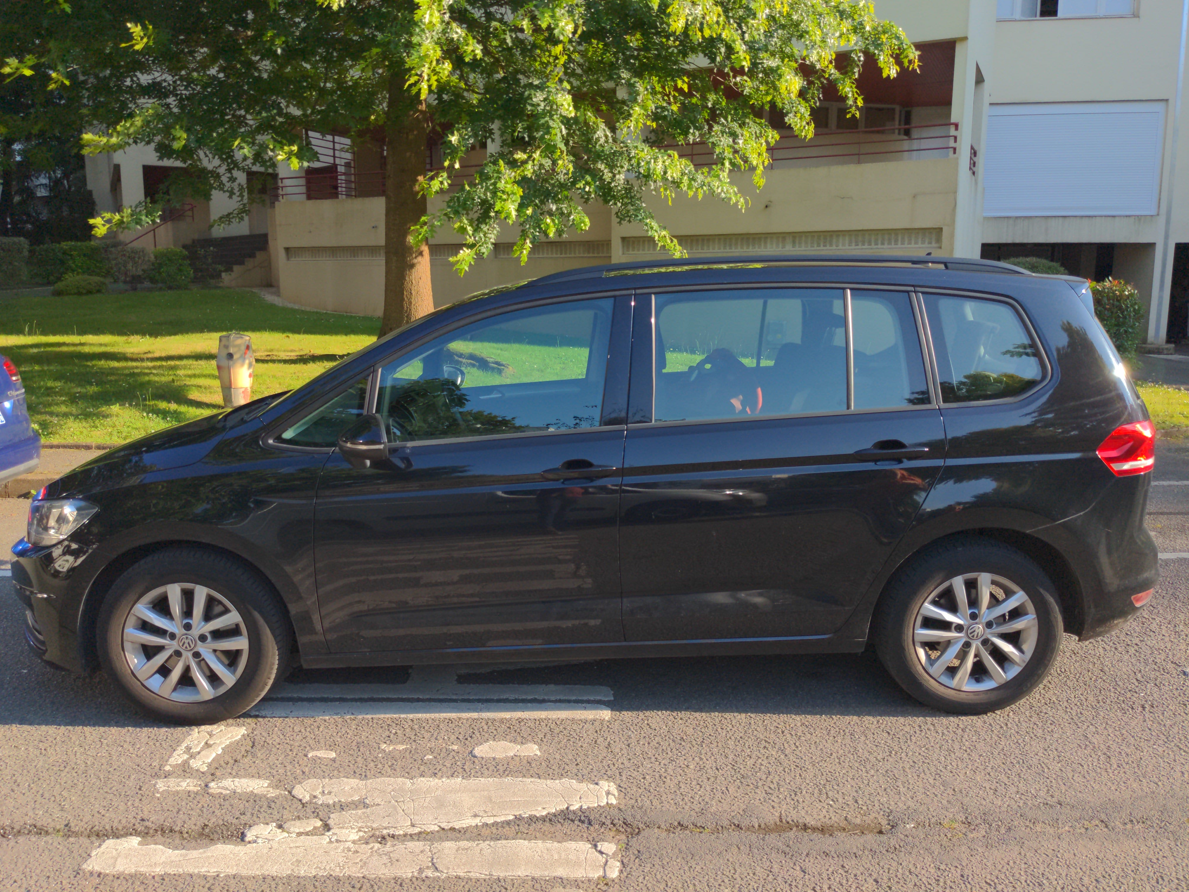 Volkswagen Touran avec Climatisation