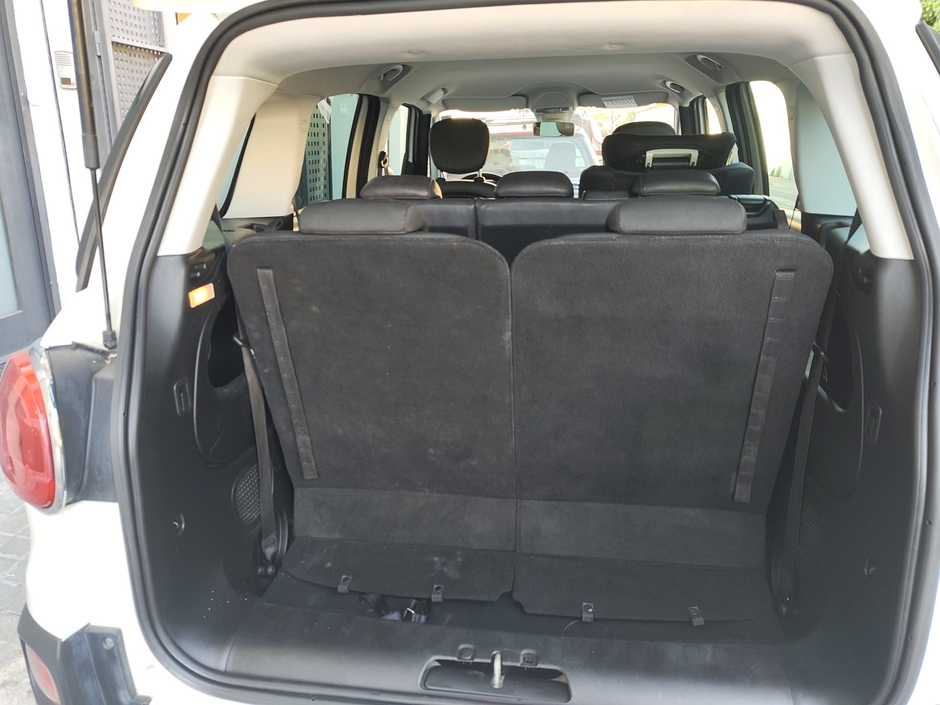 Fiat 500 Lounge mit USB-Ladeanschlüsse