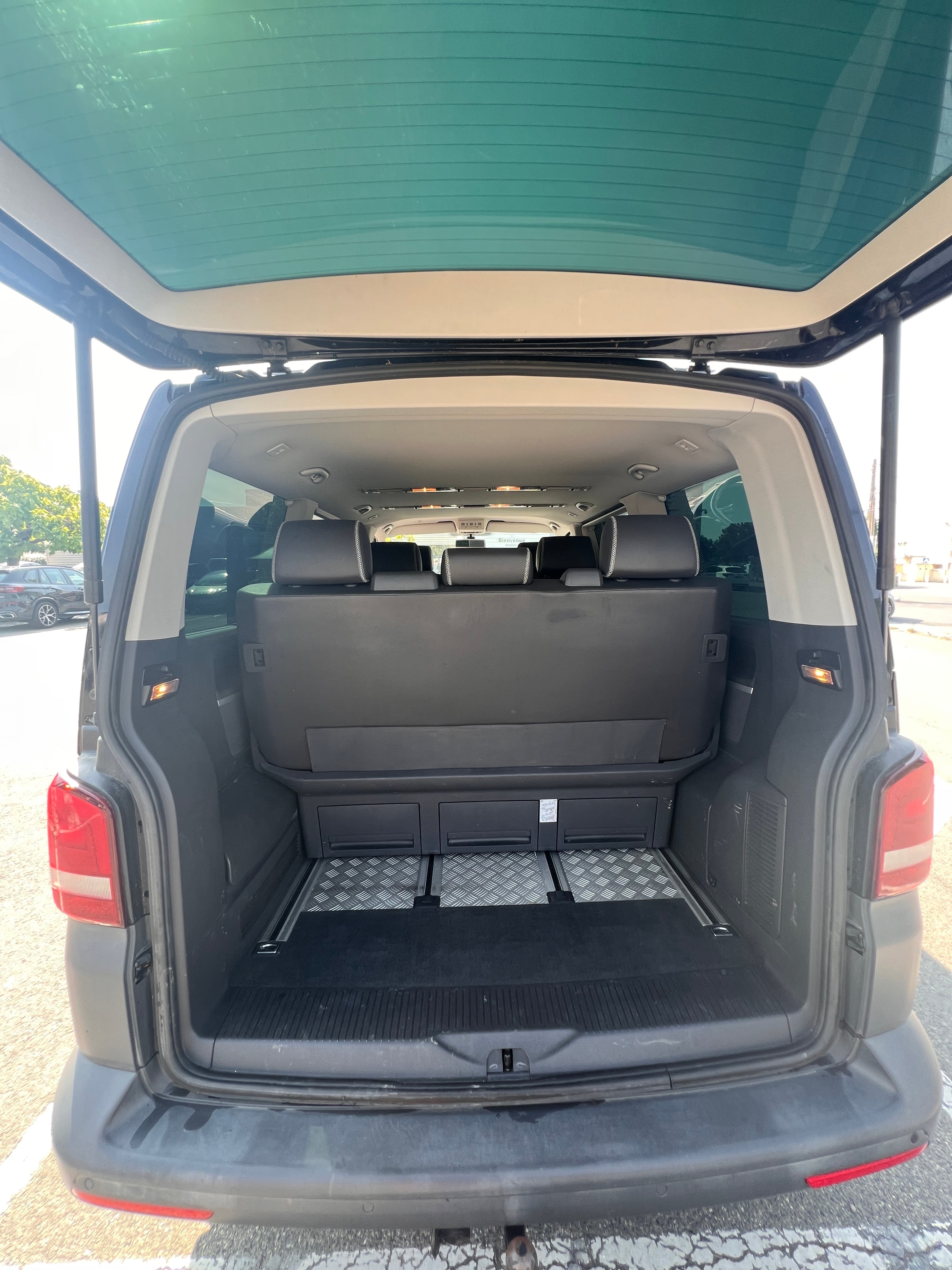 Volkswagen Multivan avec Siège bébé