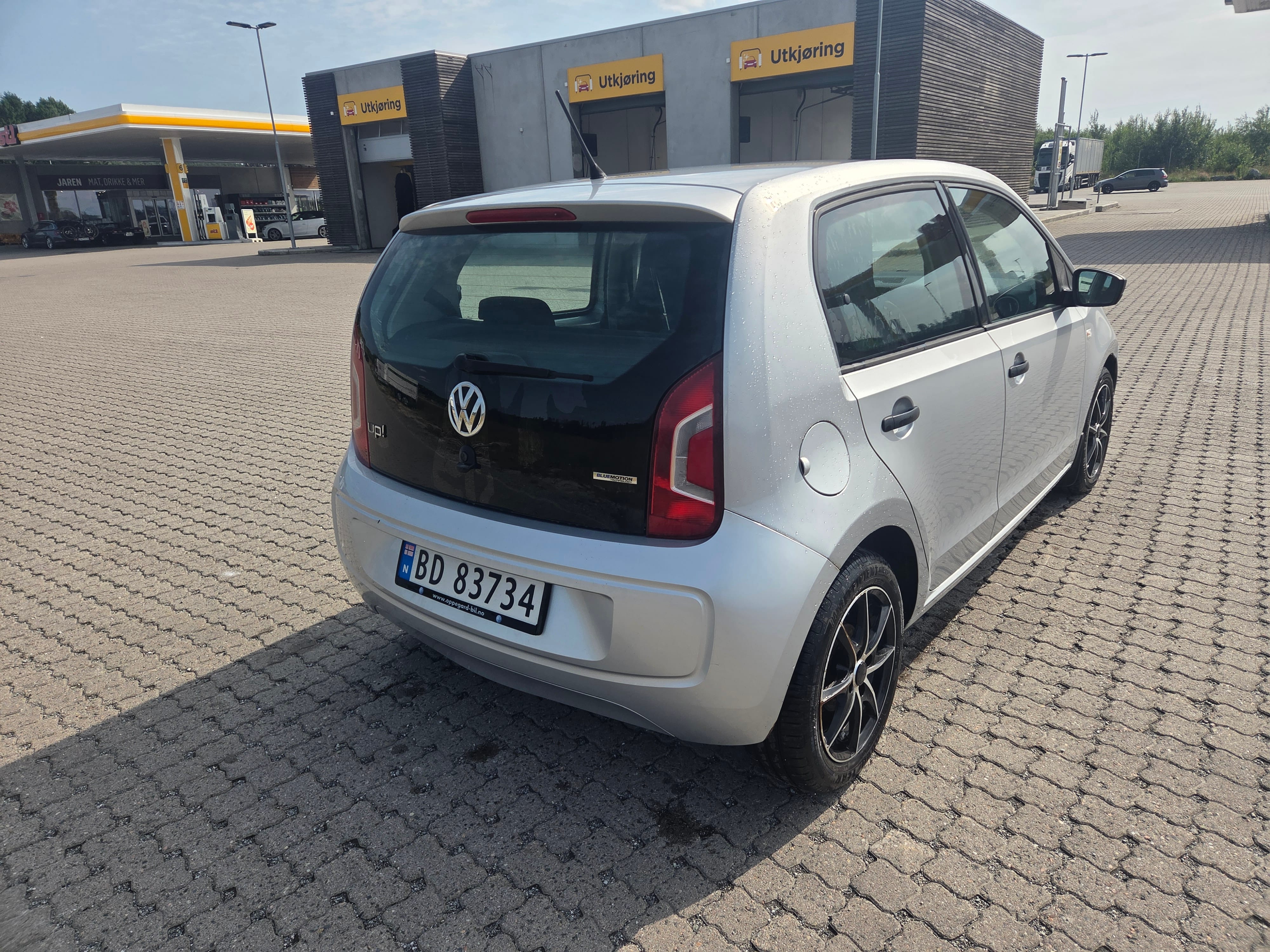 Volkswagen Up! med Bilradio