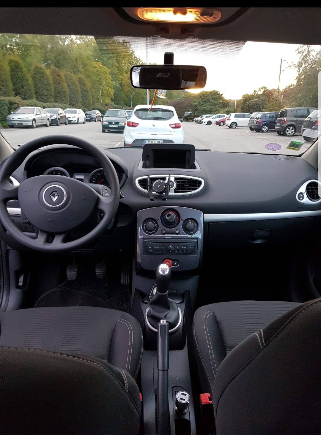 Renault Clio avec Climatisation
