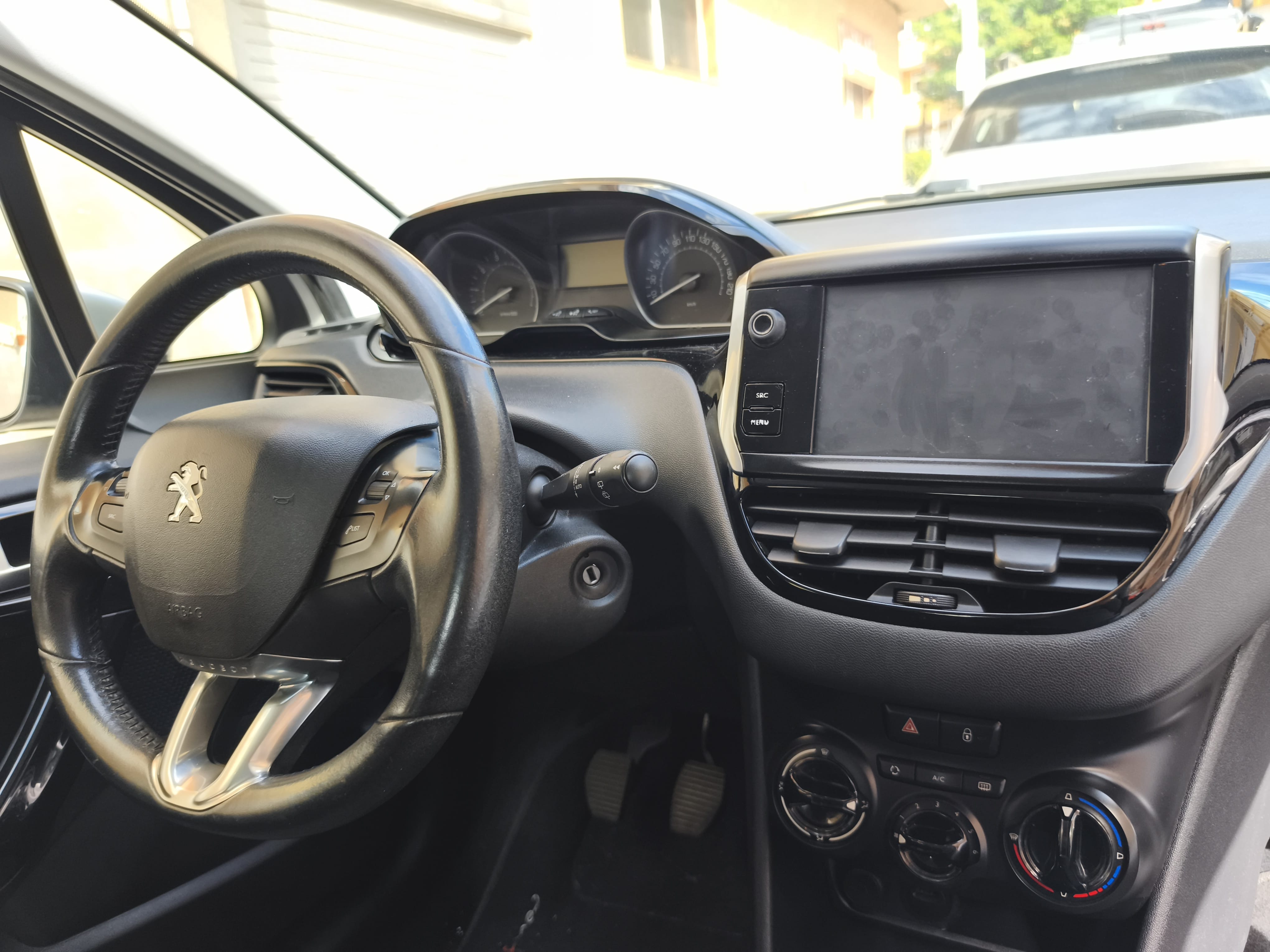 Peugeot 208 1.2