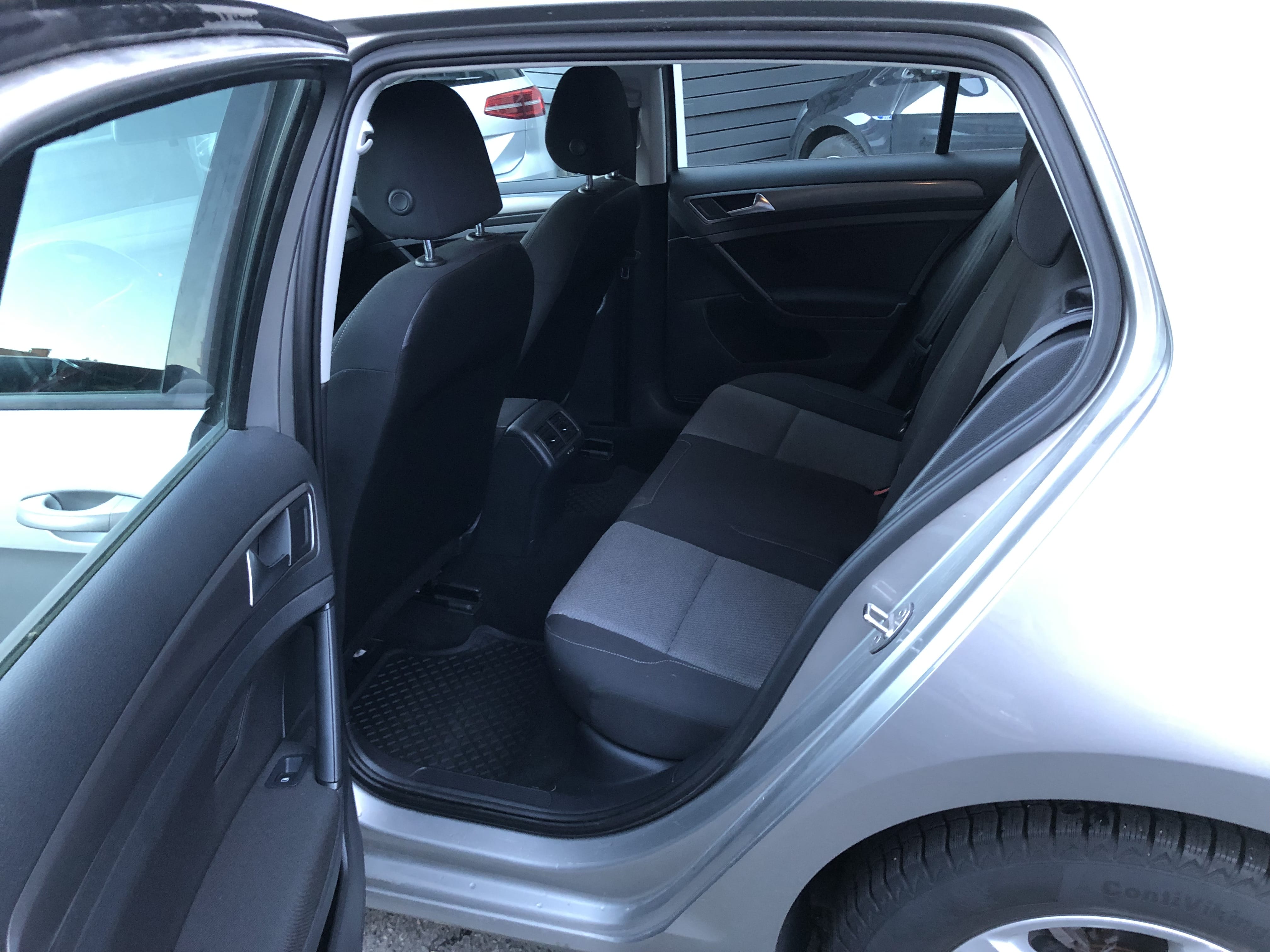Volkswagen Golf med Lydinngang