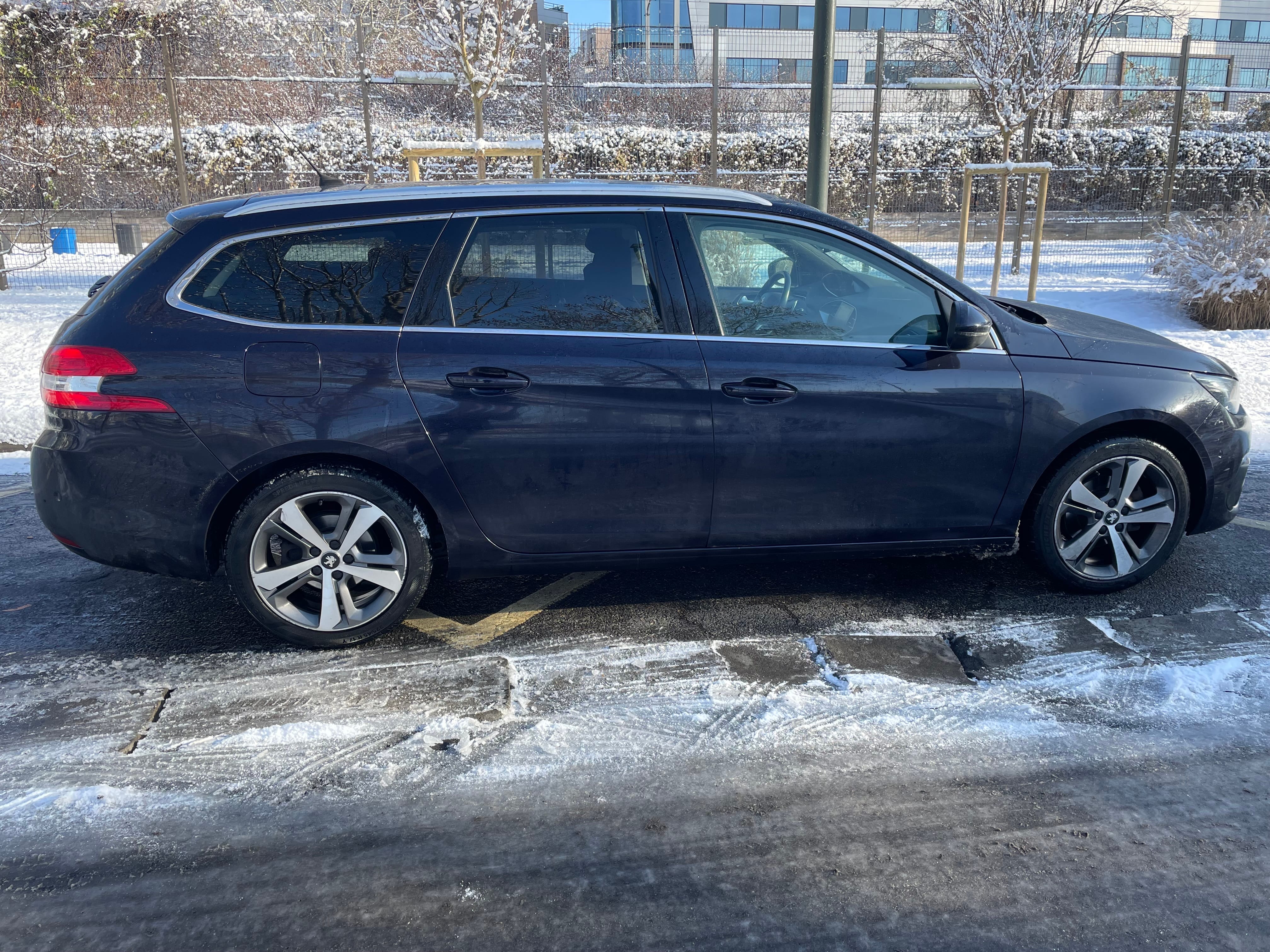 Peugeot 308 SW avec Climatisation