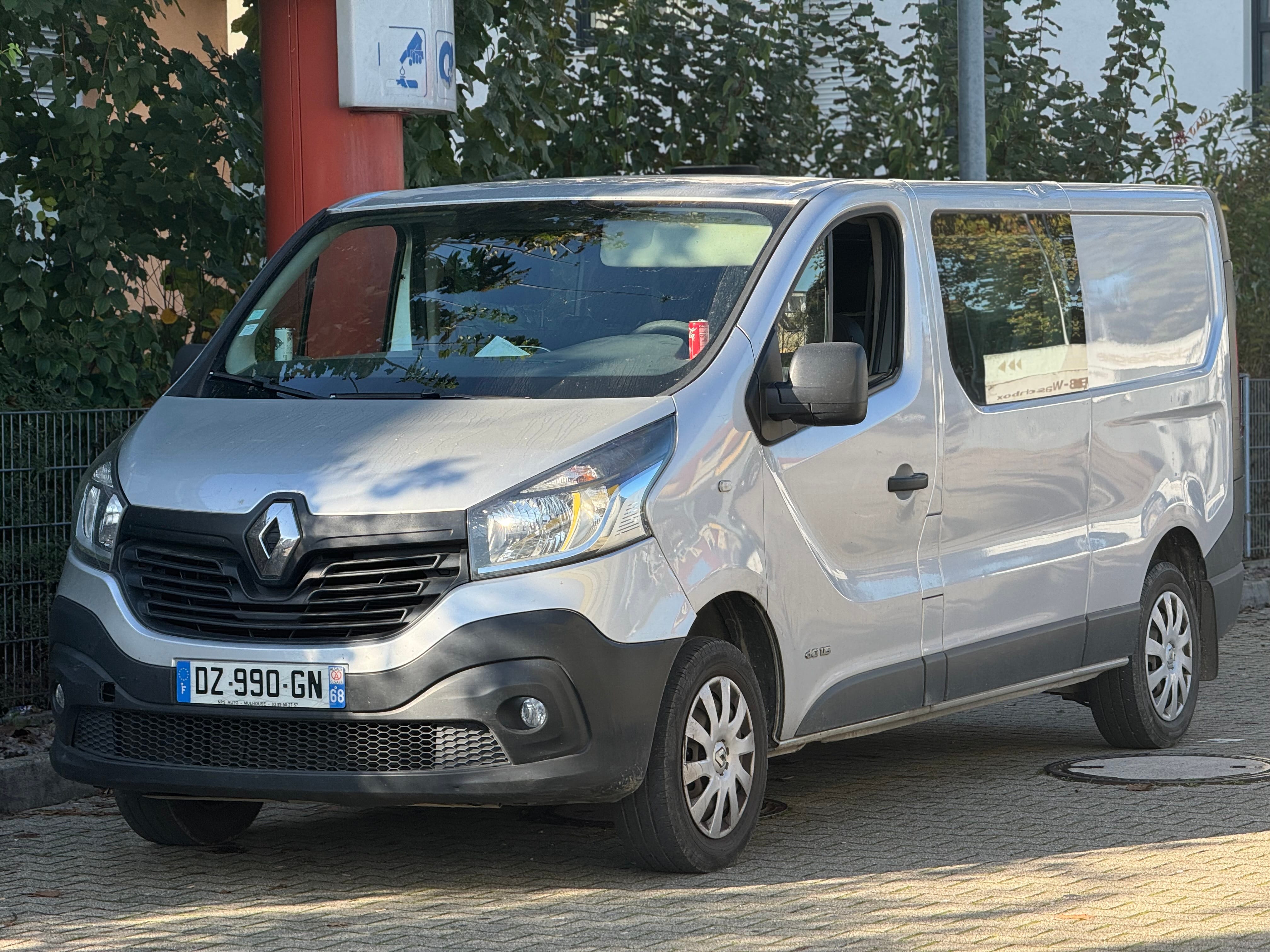 Renault Trafic Double Cabine, 2016, Diesel, 6 places