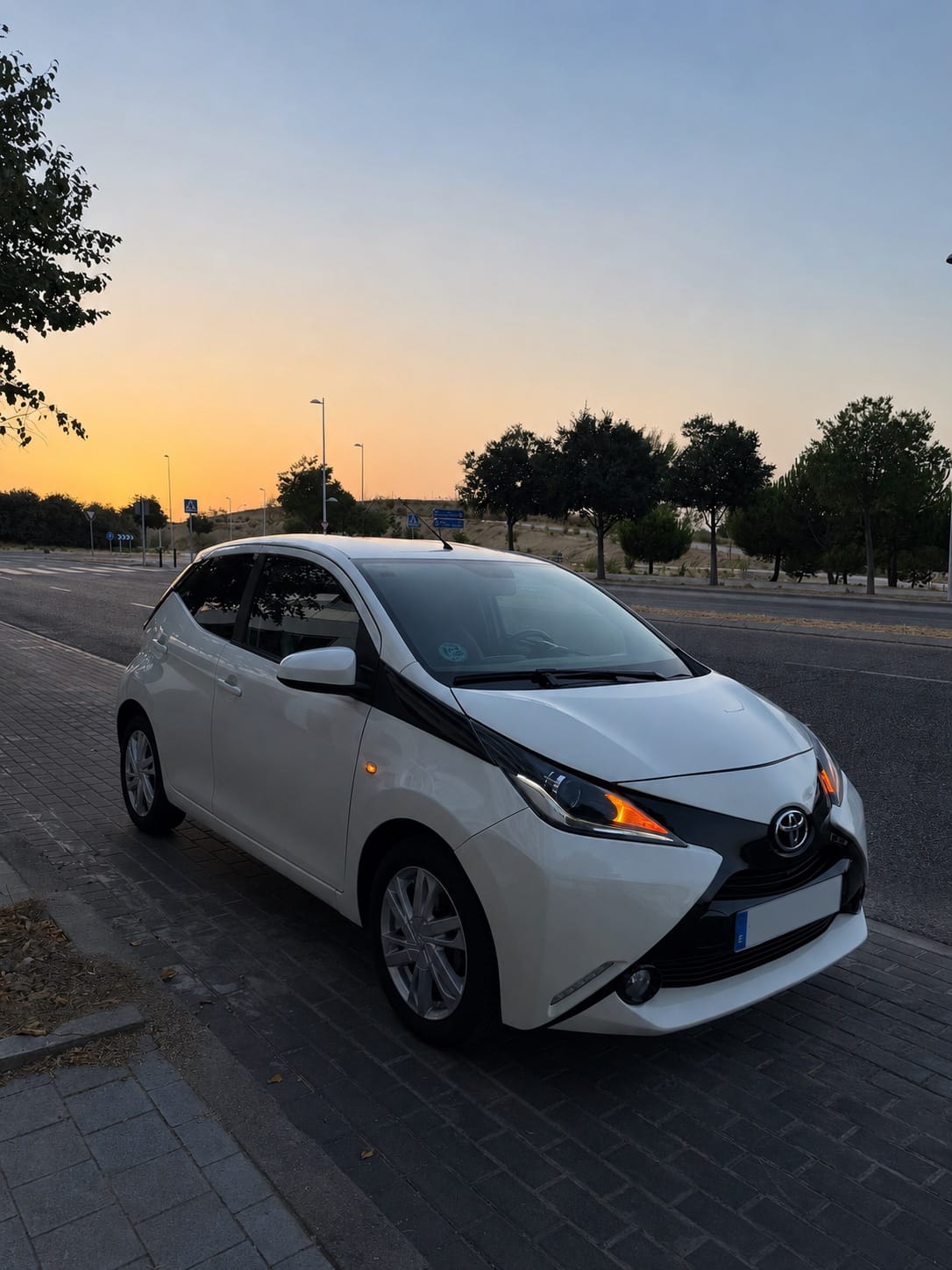 Toyota Aygo X Automático con Puertos de carga USB