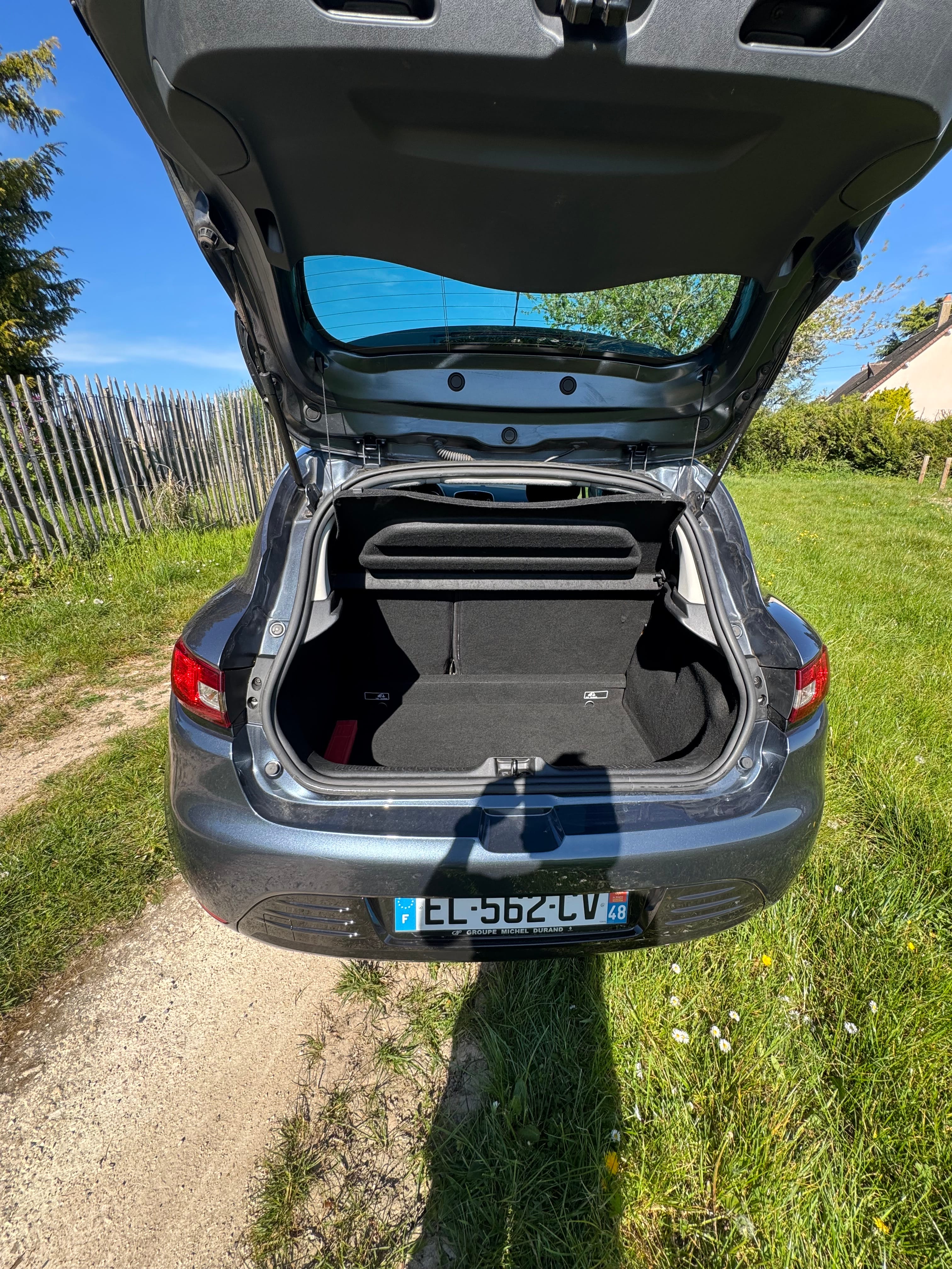 Renault Clio avec Autoradio