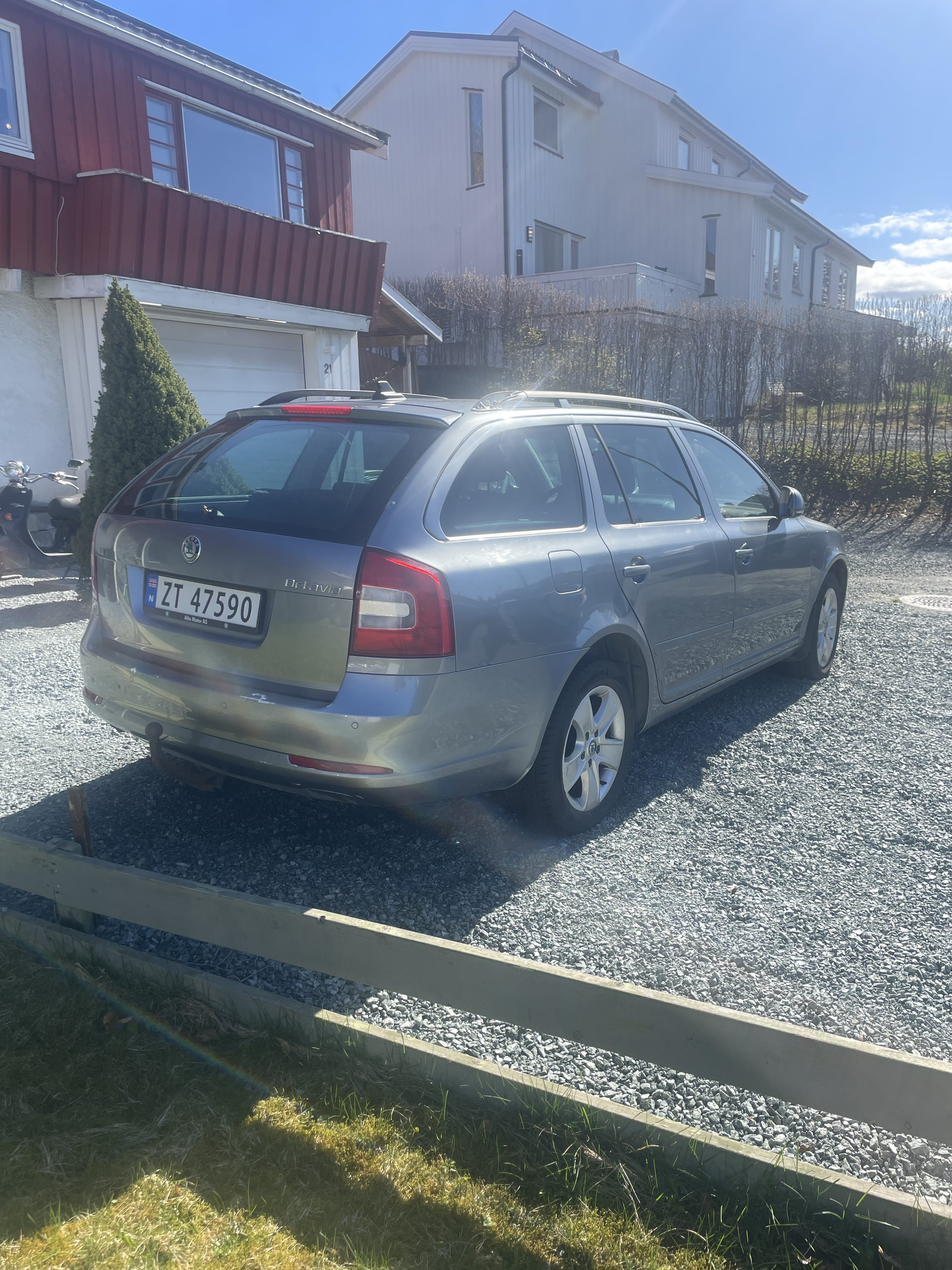 Skoda Octavia Tour Combi med Cruisekontroll