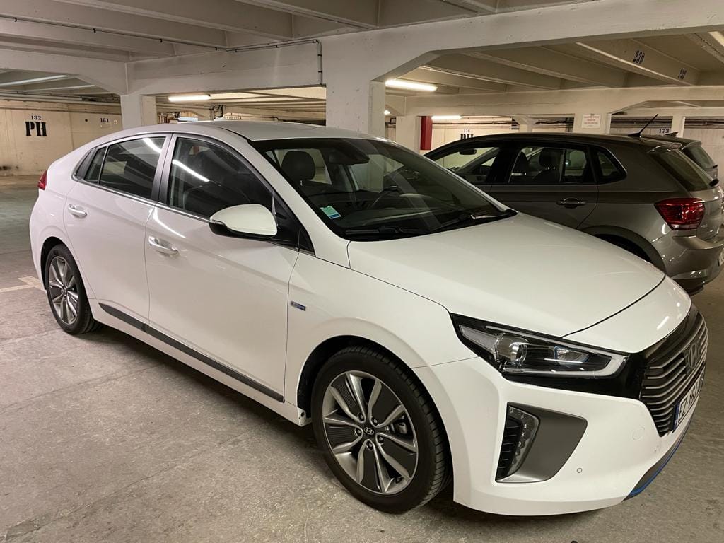 Hyundai Ioniq avec Climatisation