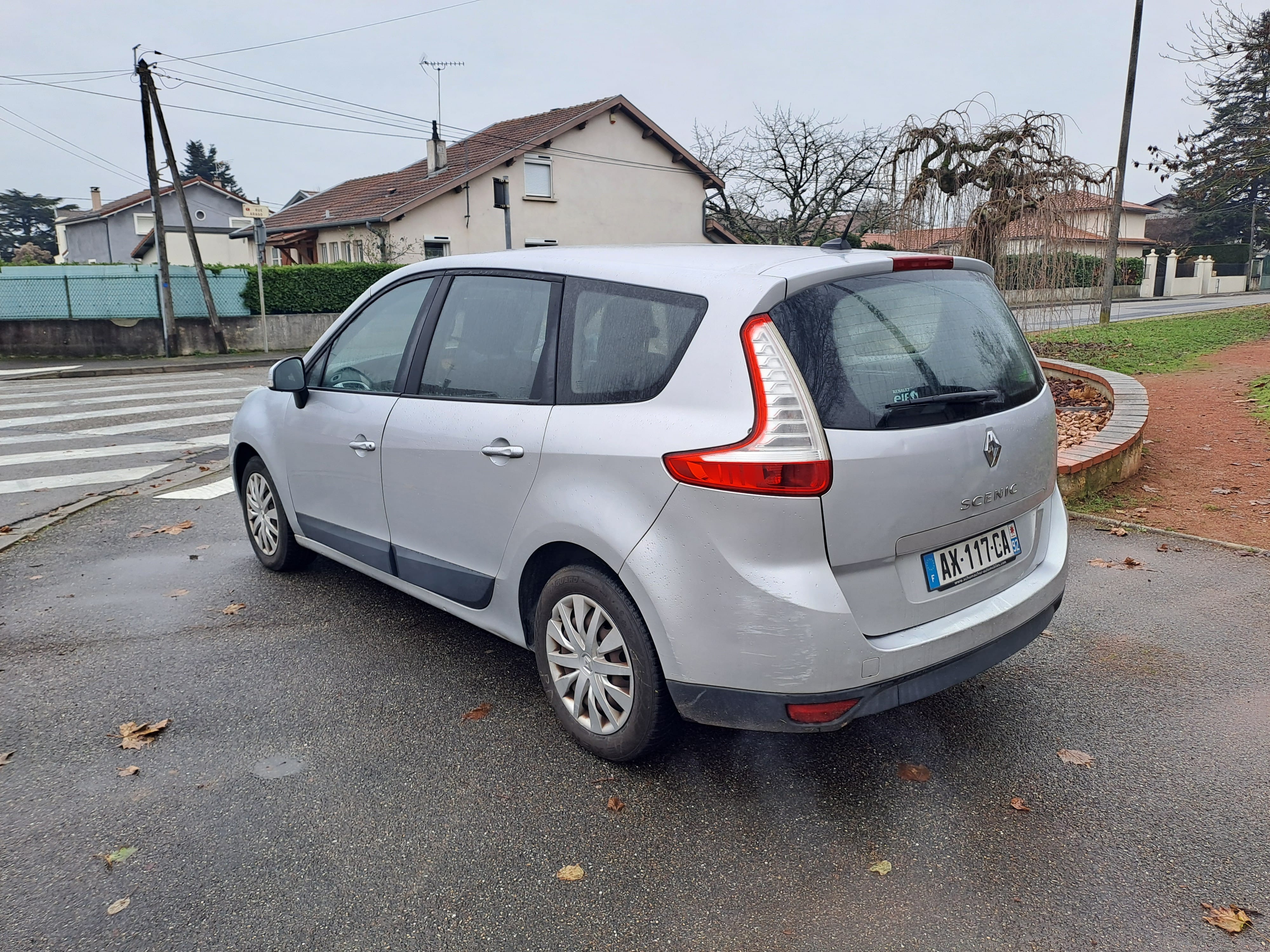 Renault Grand Scenic avec GPS