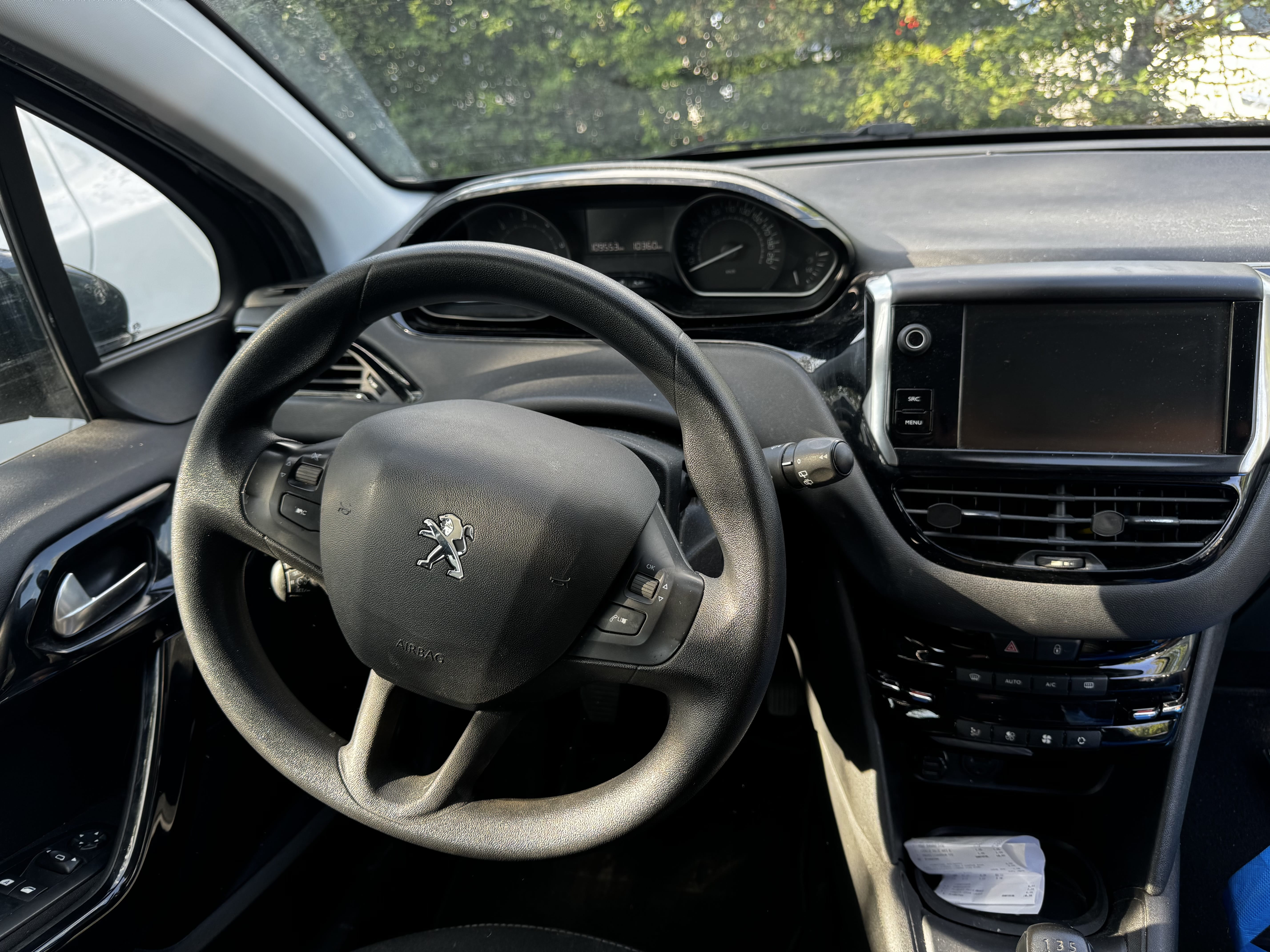 Peugeot 208 avec GPS