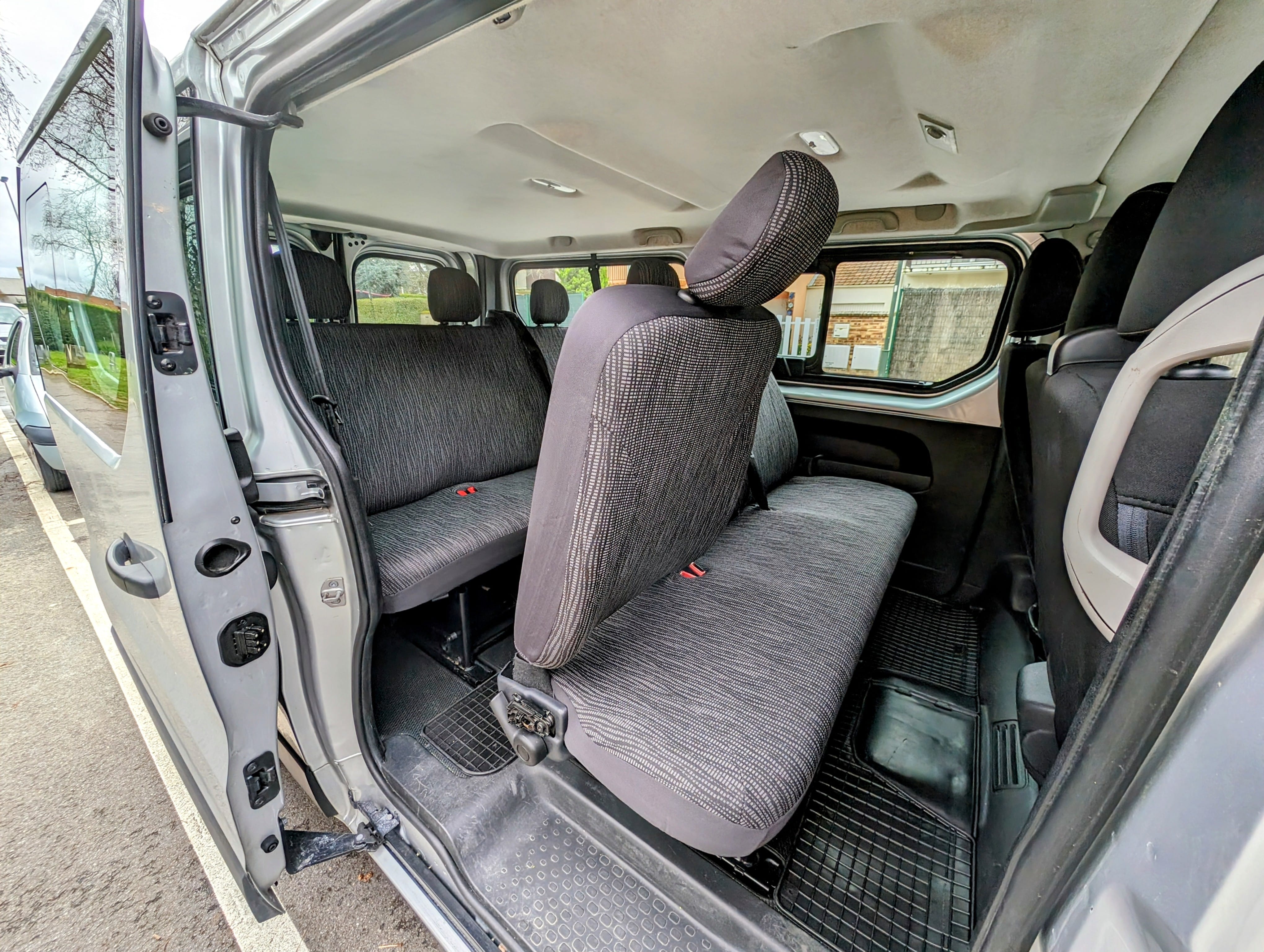 Renault Trafic Passenger Version XXL (grand coffre)