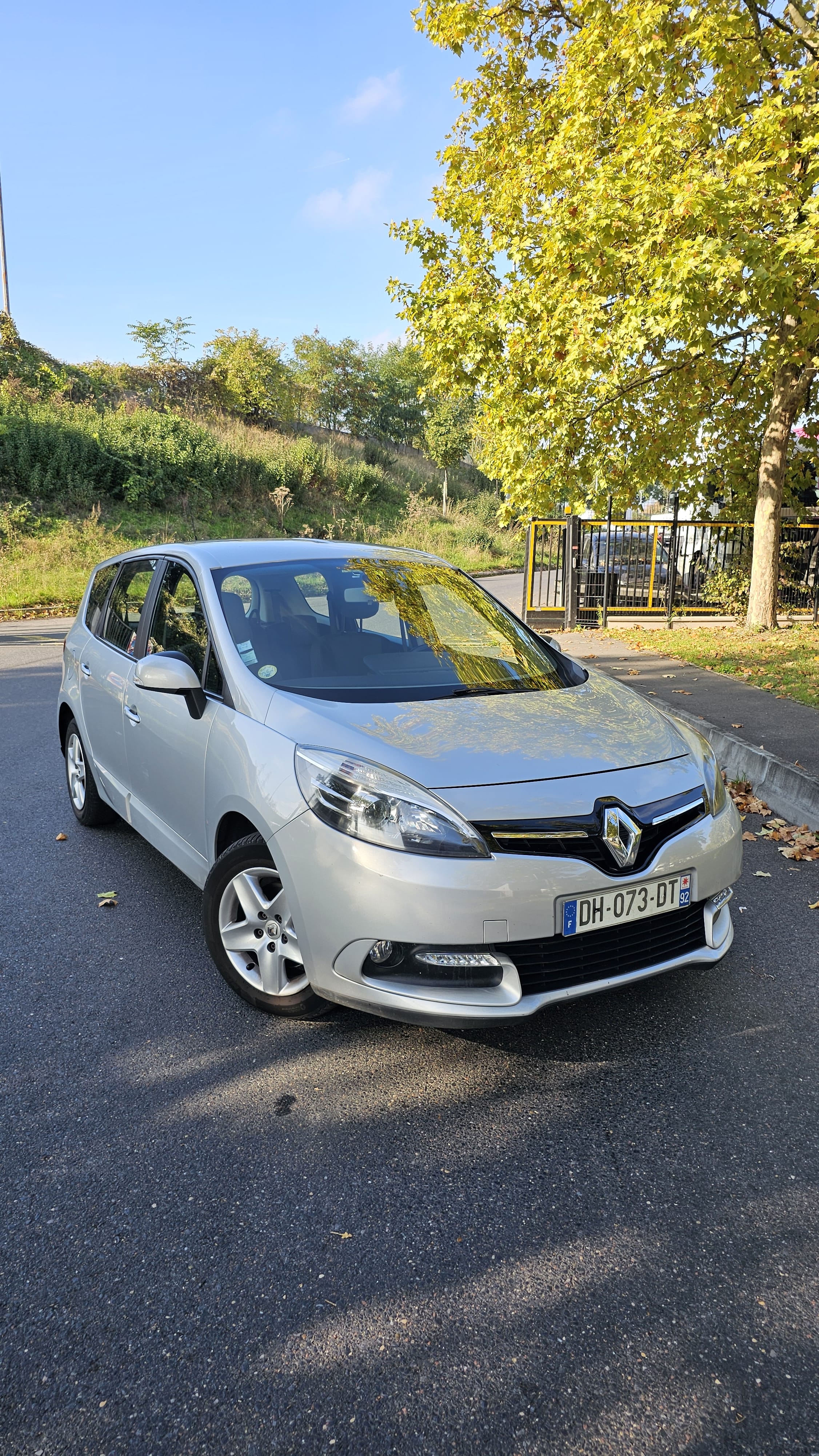 Renault Mégane Grand Scenic III phase II 7 places 1.5 Dci 110Ch, 2014, Diesel, 7 places