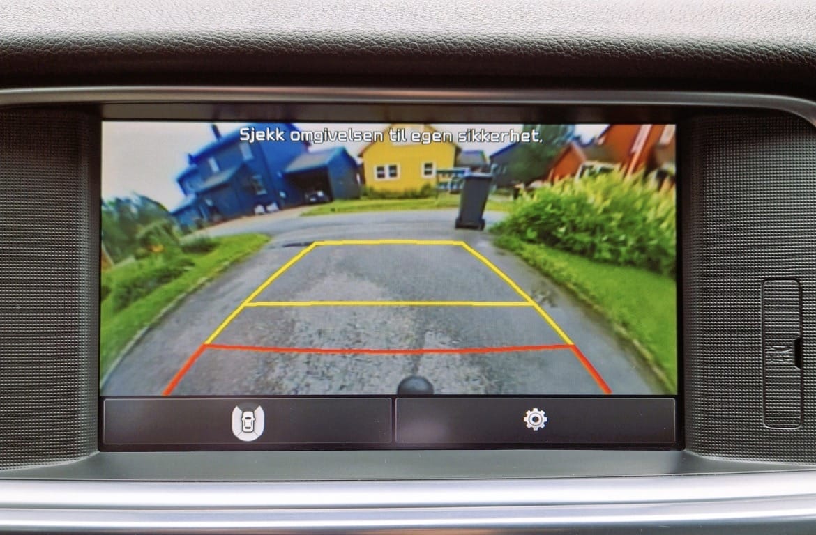 Kia Optima Station Wagon with Audio / iPod input