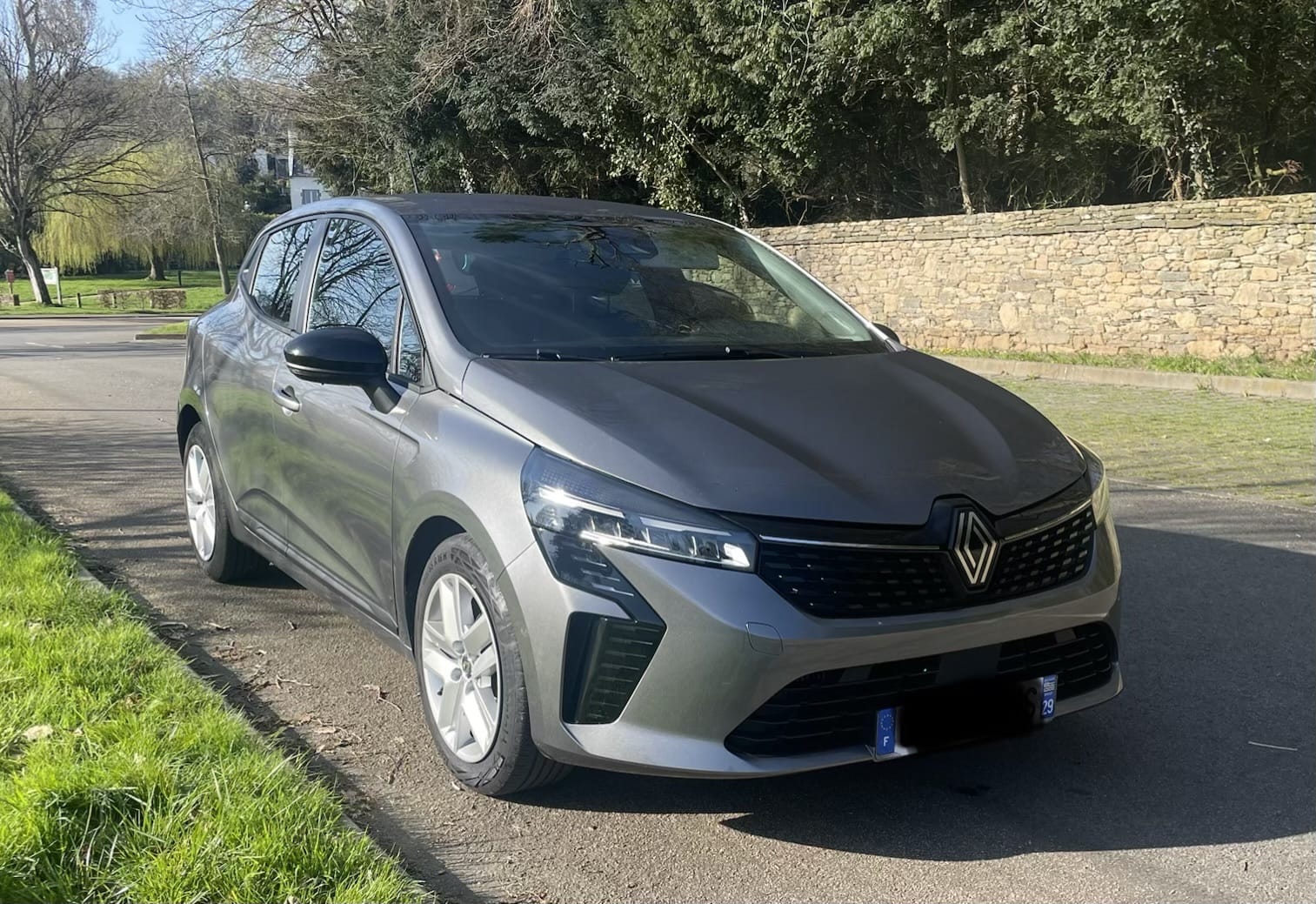 Renault Clio, 2024, Essence 95