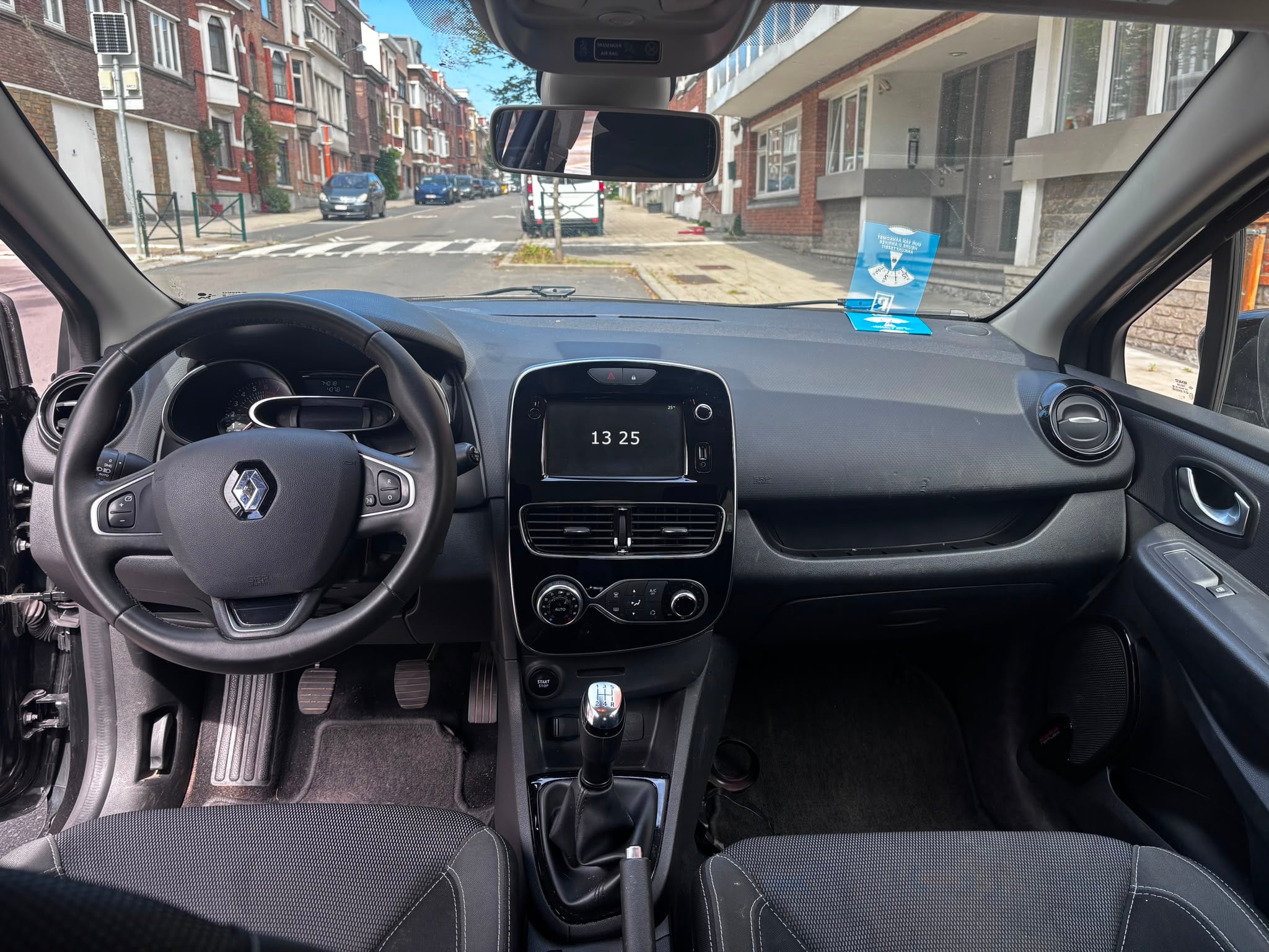 Renault Clio met Cruise control
