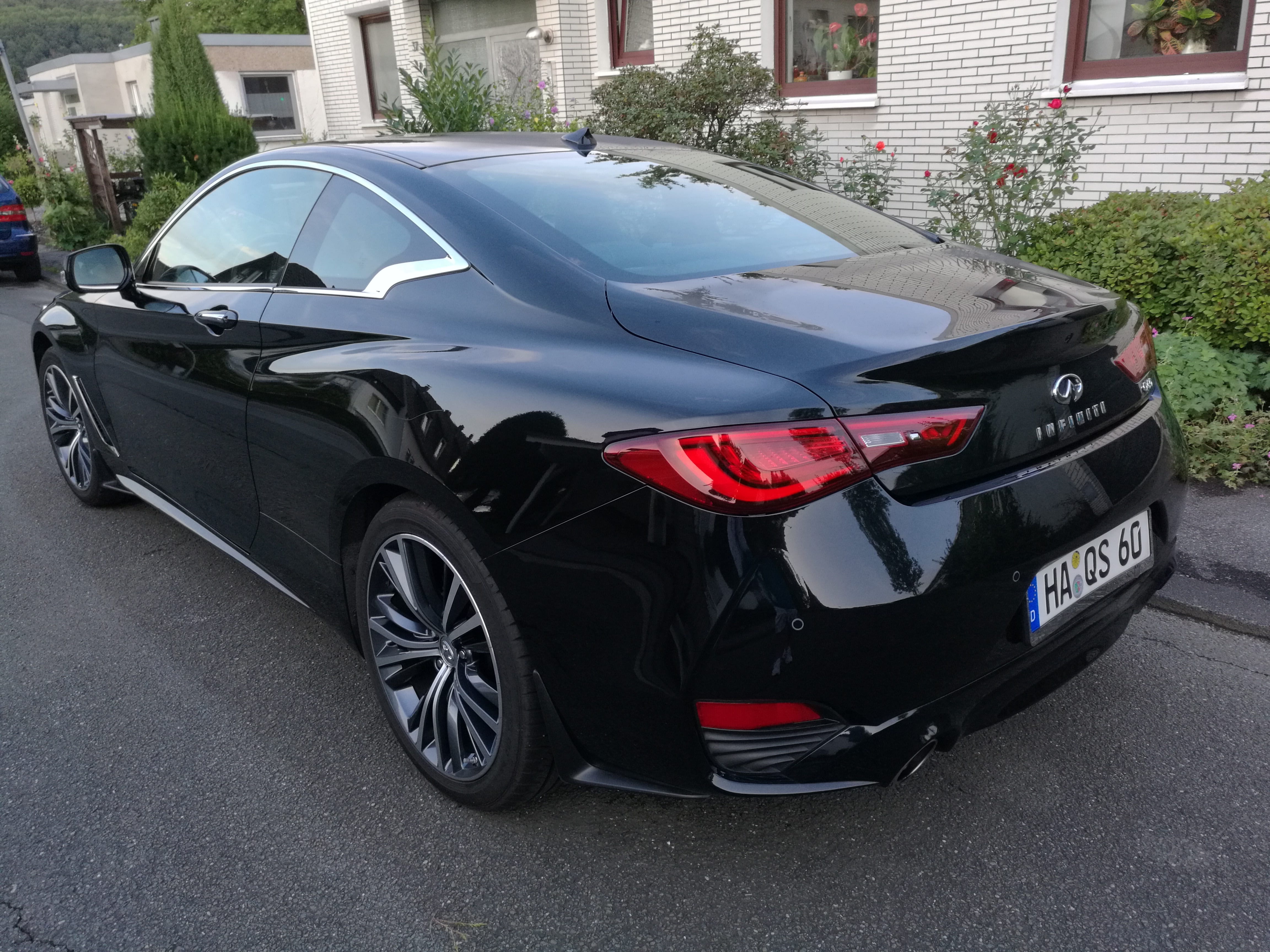 Infiniti Q60 Coupé mit Klimaanlage