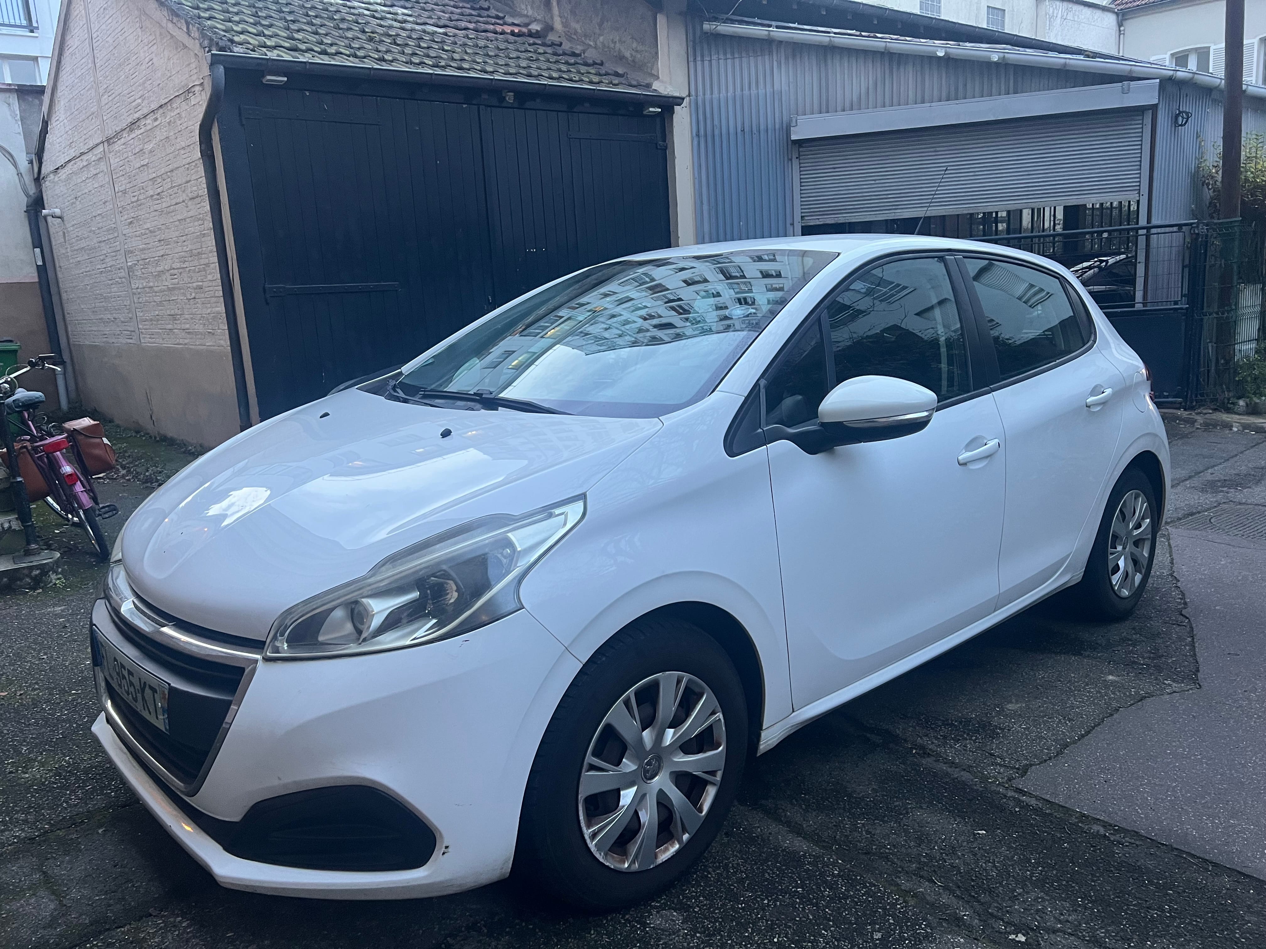 Peugeot 208 avec Android Auto