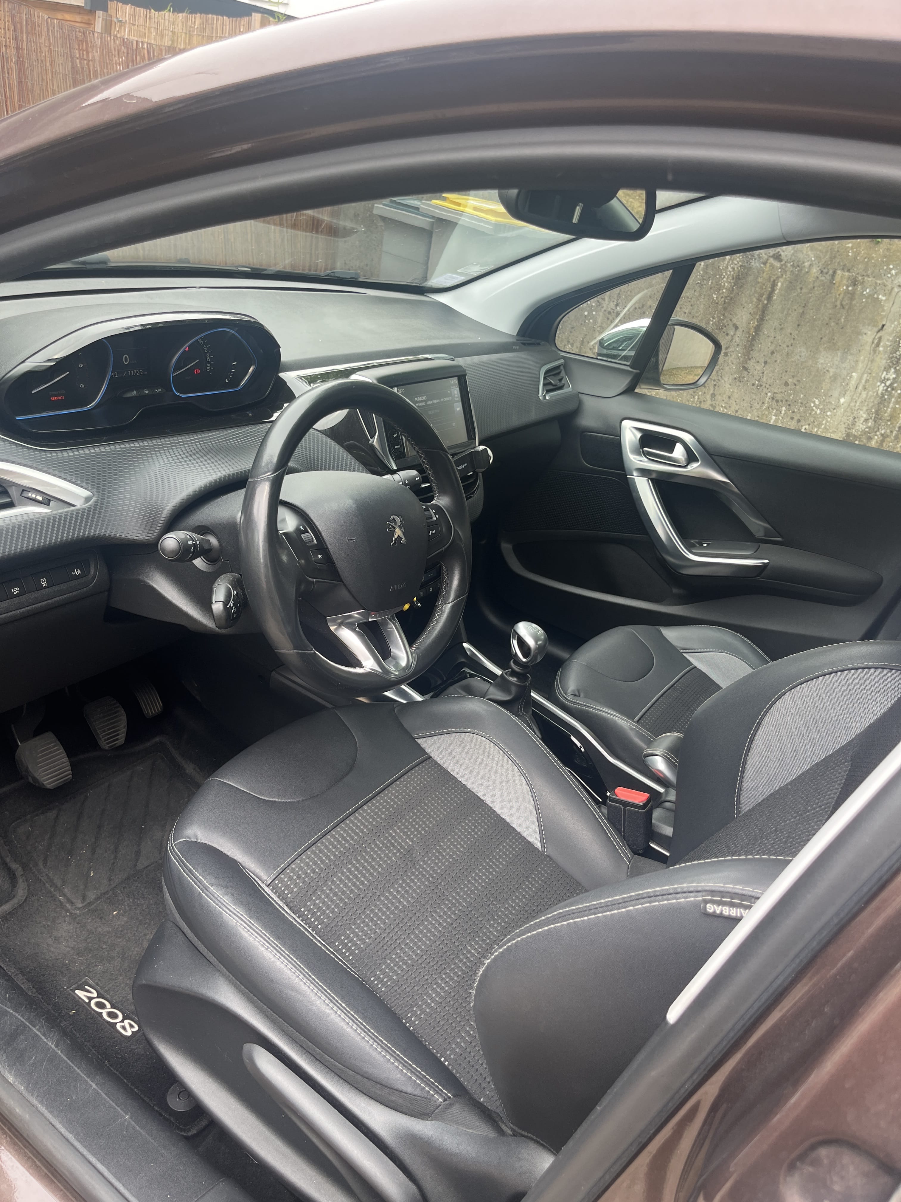 Peugeot 2008 avec Régulateur de vitesse