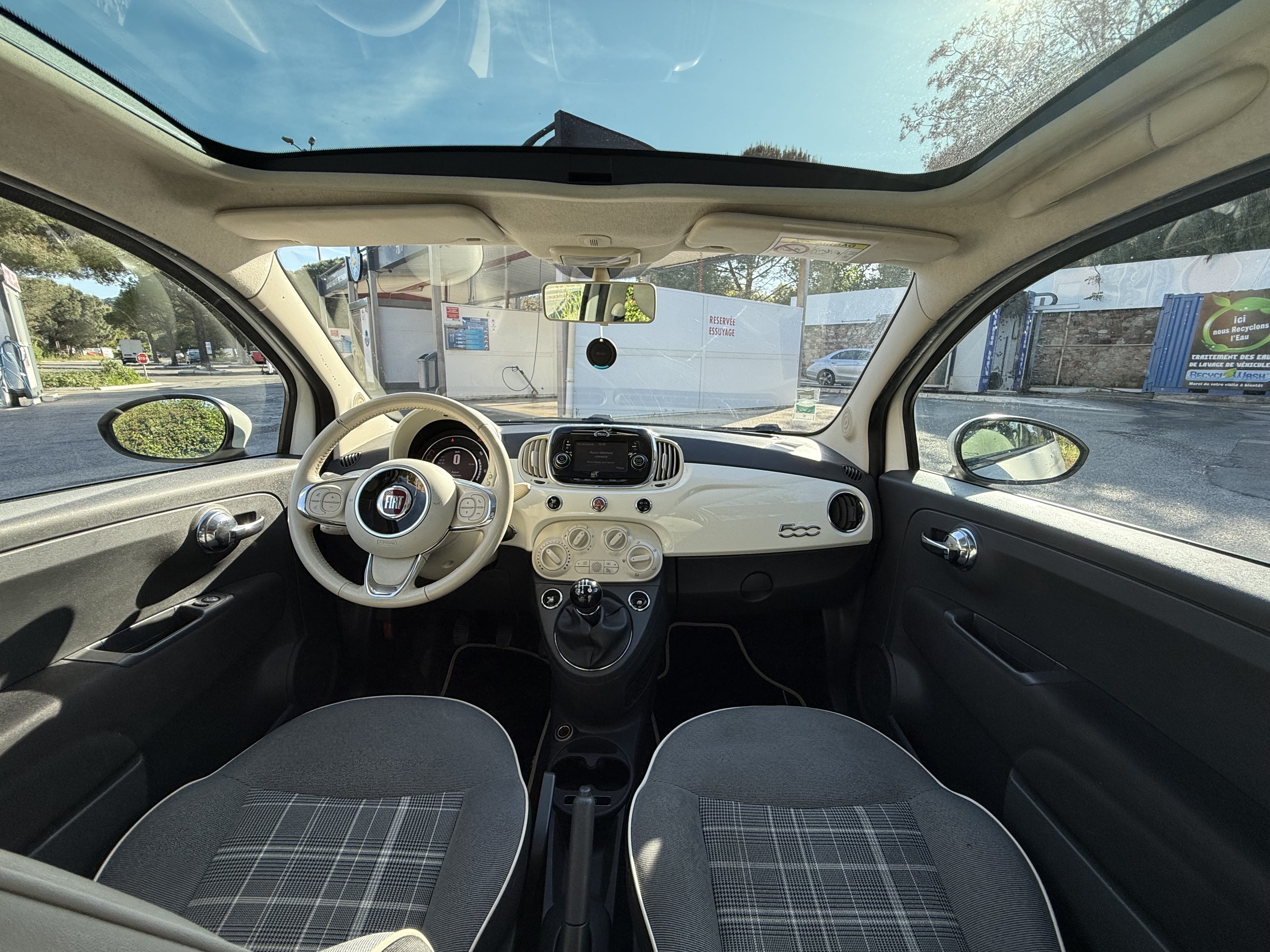 Fiat 500 avec Entrée audio / iPod