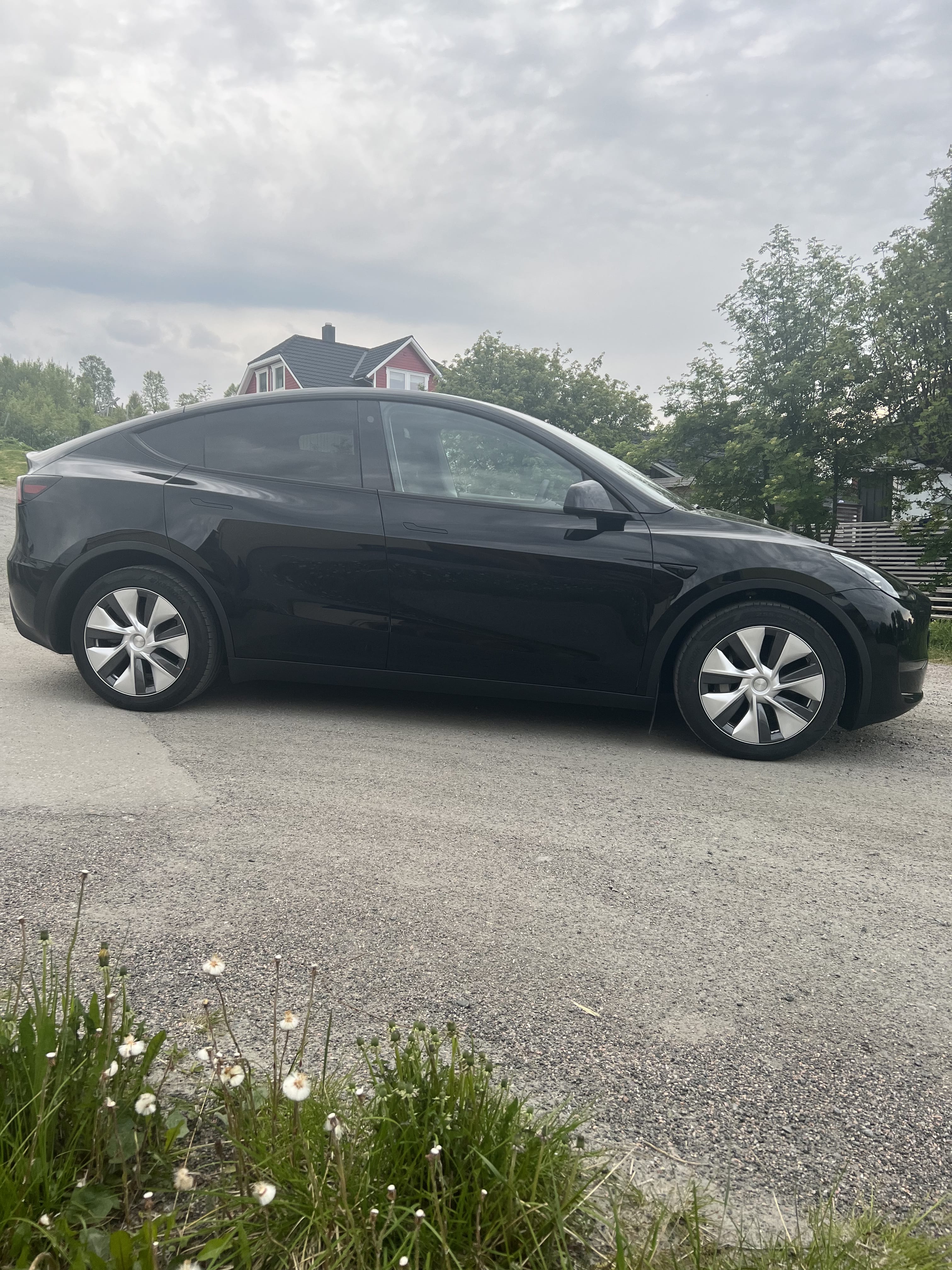 Tesla Model Y med Aircondition