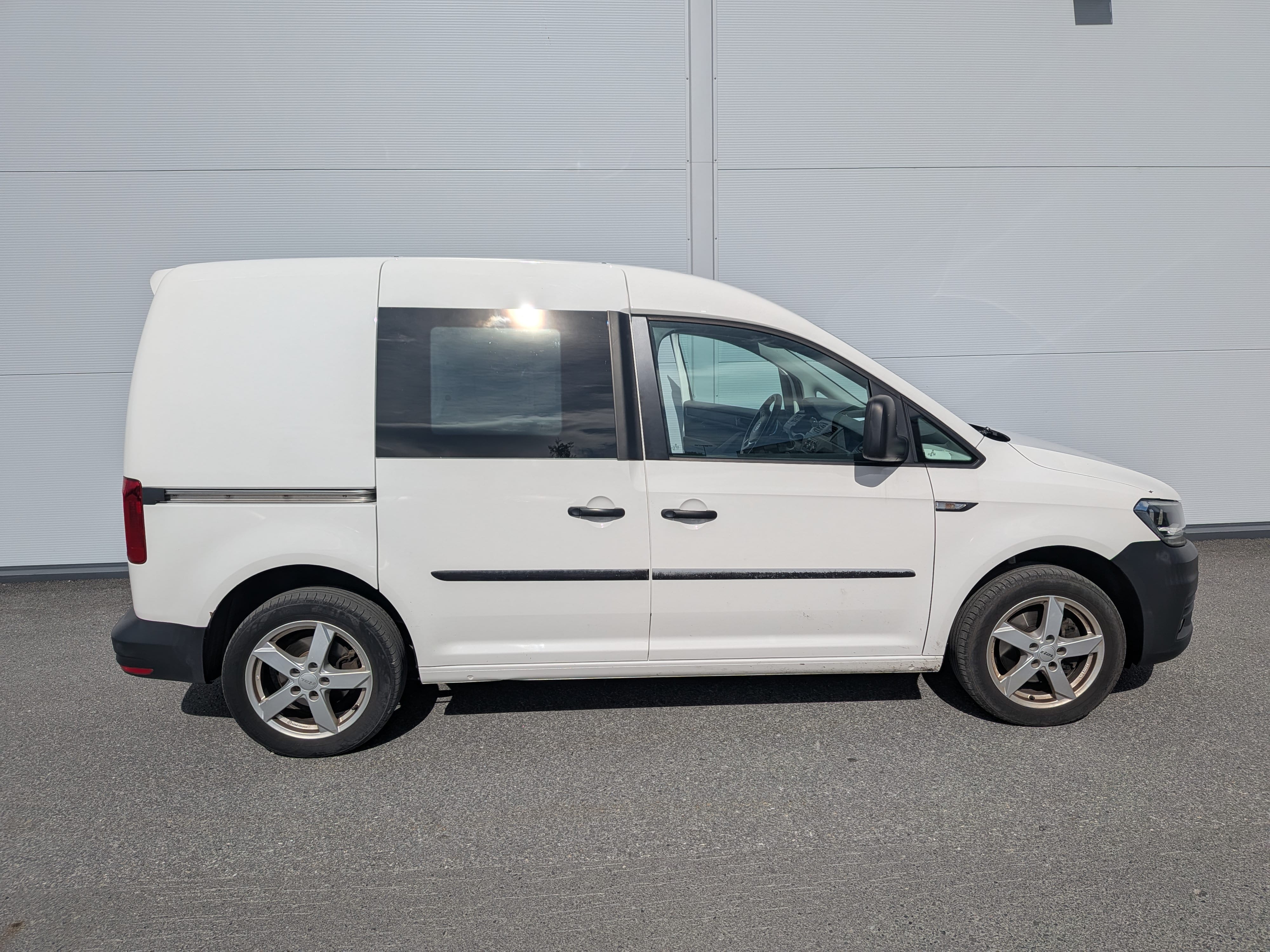 Volkswagen Caddy med Aircondition
