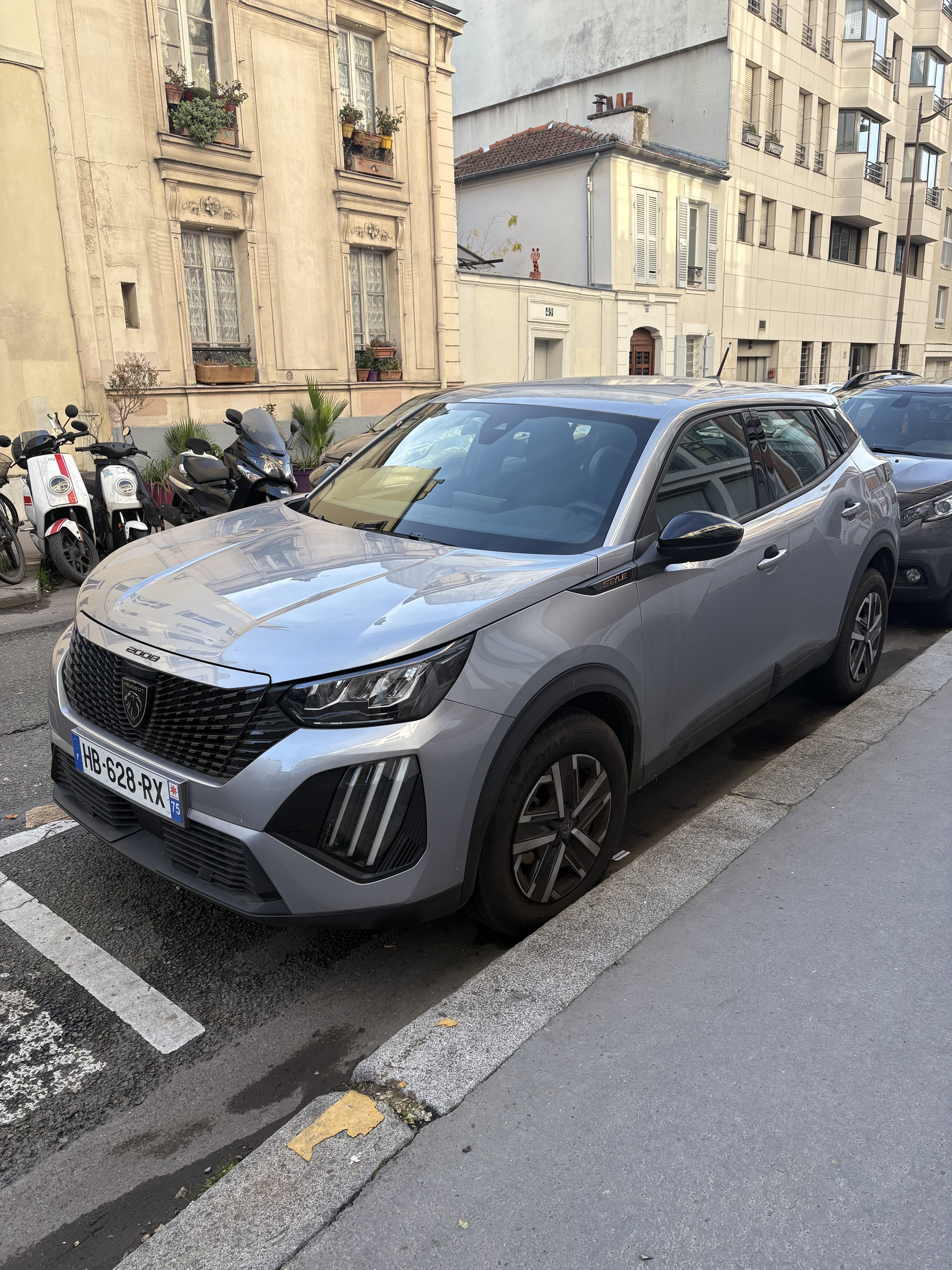 Peugeot 2008, 2025, Essence 95