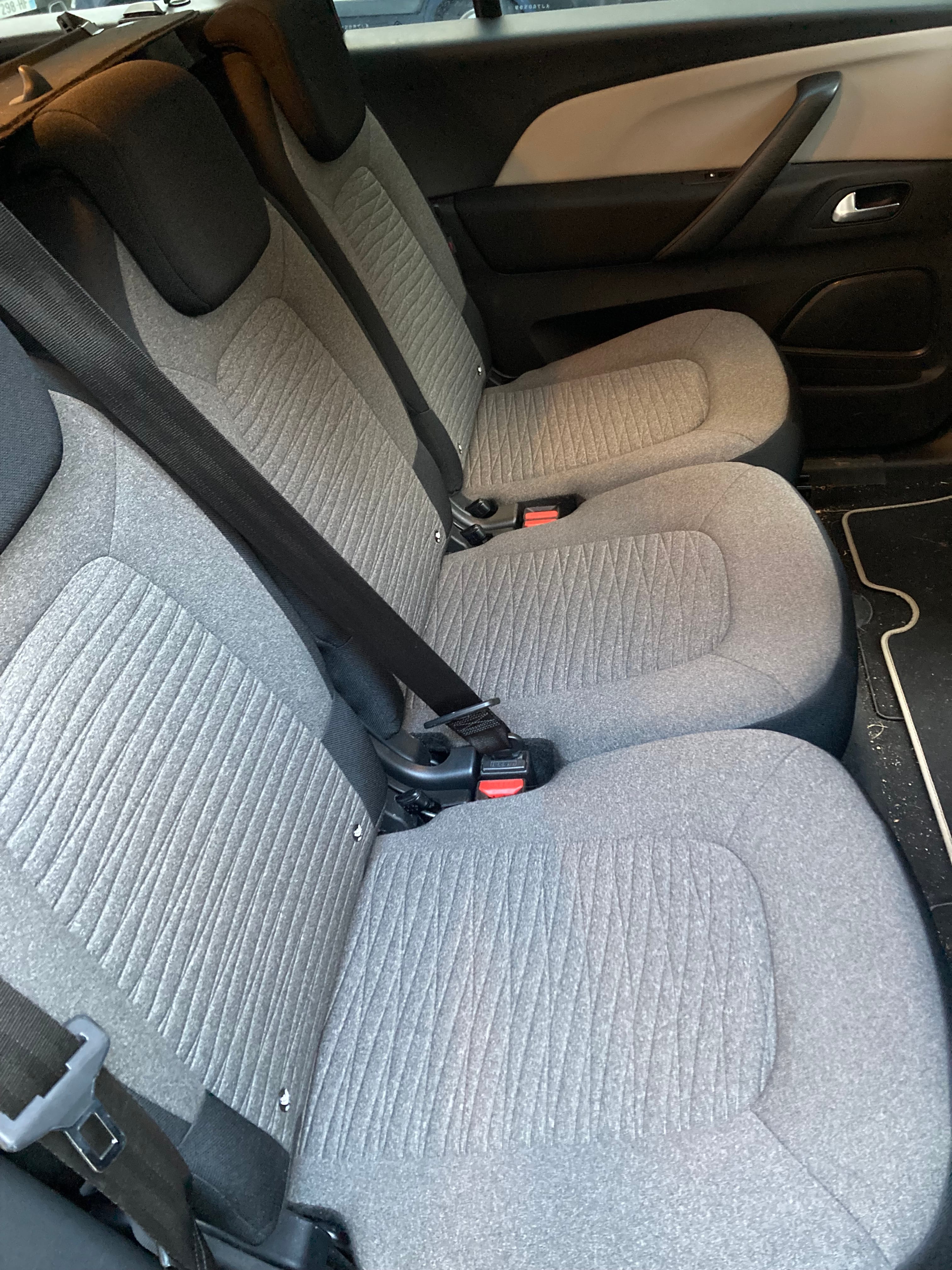 Citroen C4 Spacetourer avec Attelage
