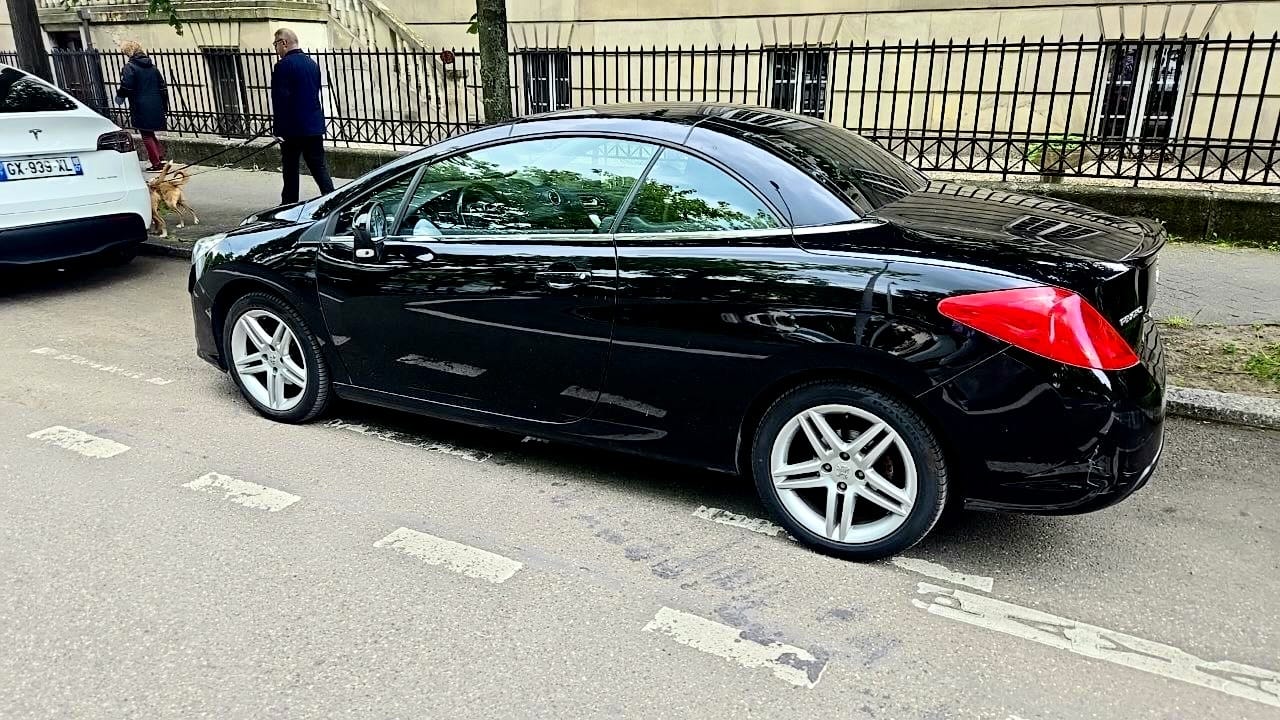 Peugeot 308 CC avec Climatisation