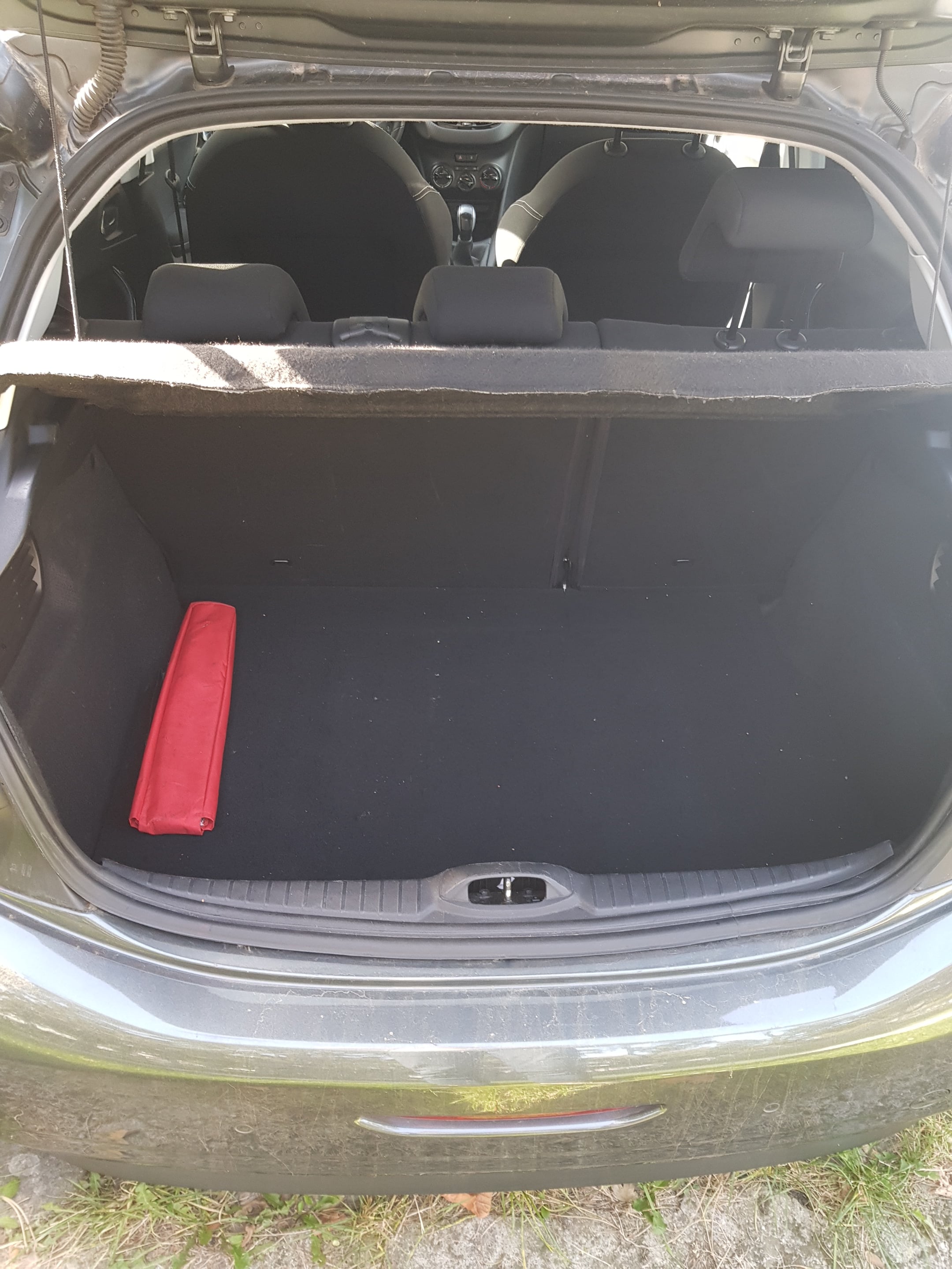 Peugeot 208 1.2 vti 100cv avec Régulateur de vitesse