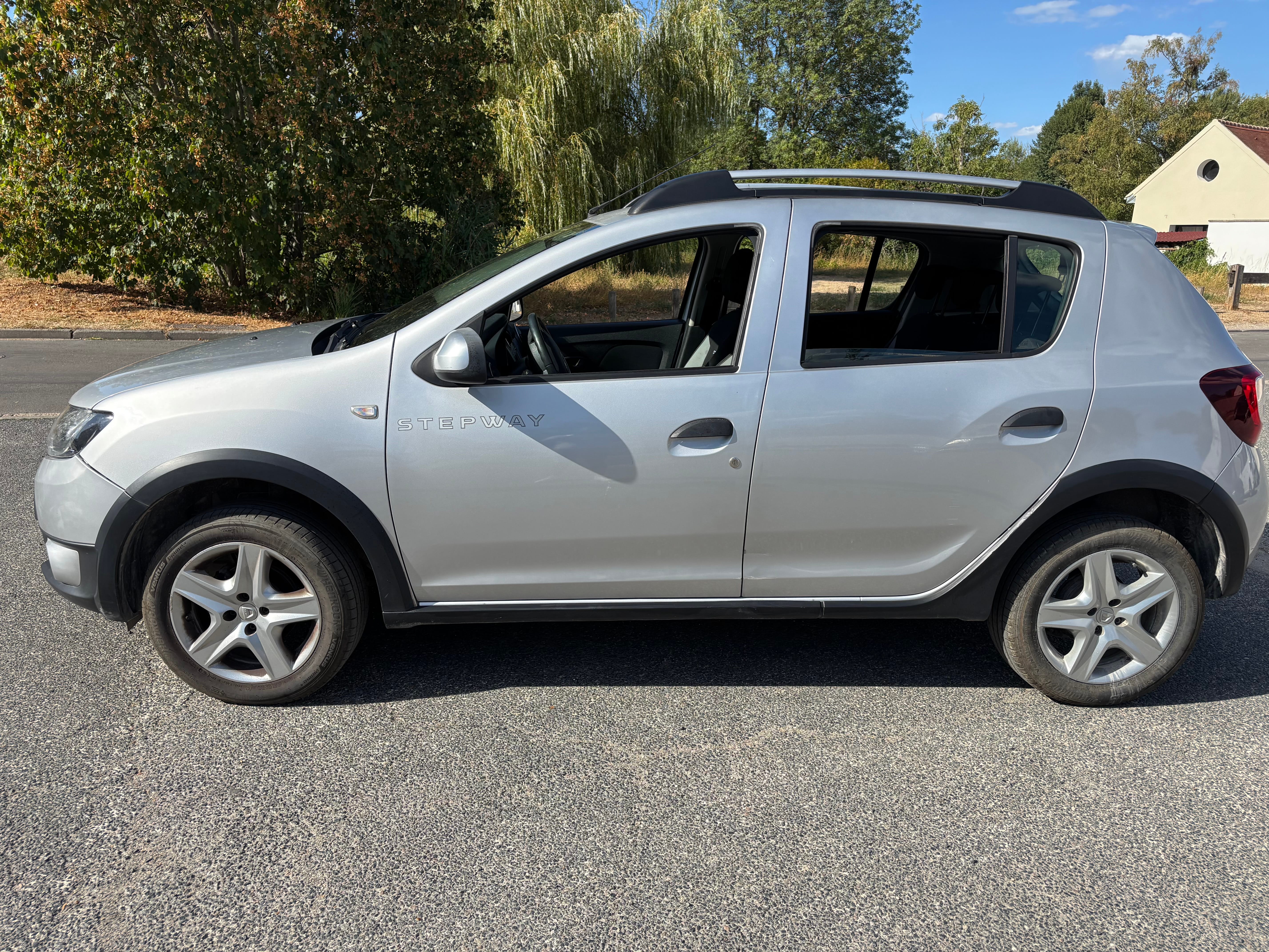 Dacia Sandero Stepway avec Climatisation
