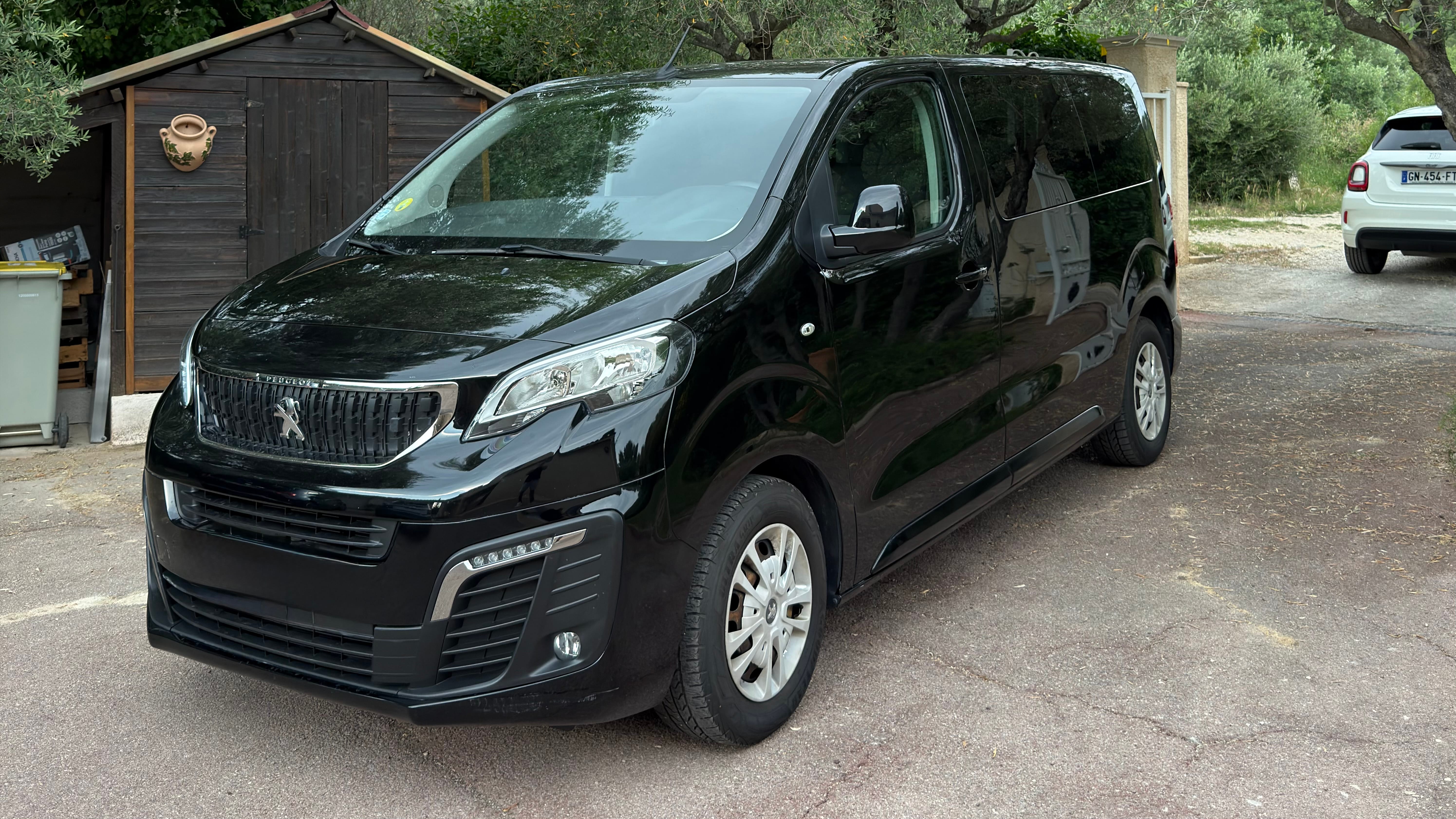 Peugeot Traveller, 2019, Diesel, 9 places et plus