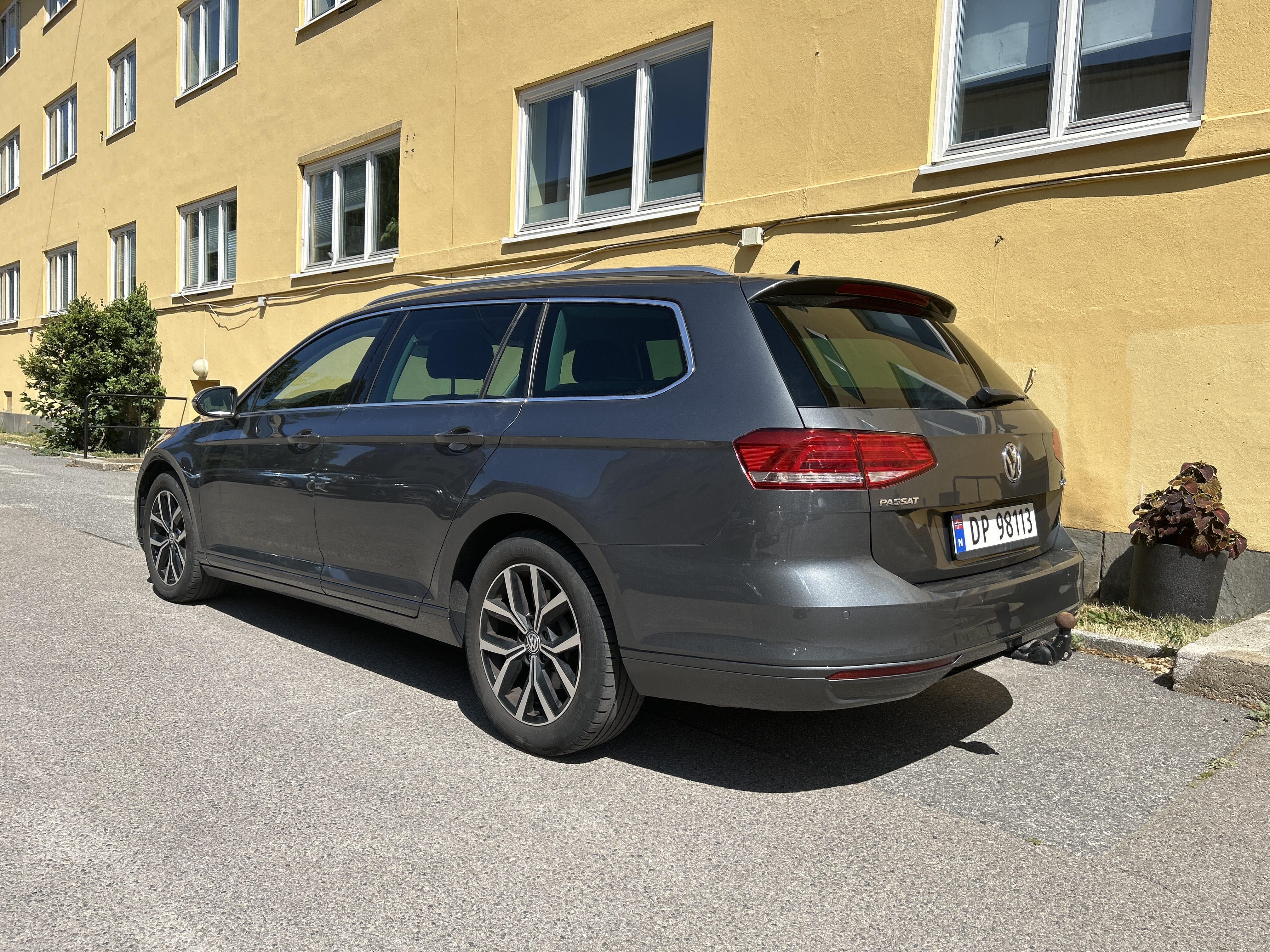 Volkswagen Passat with GPS