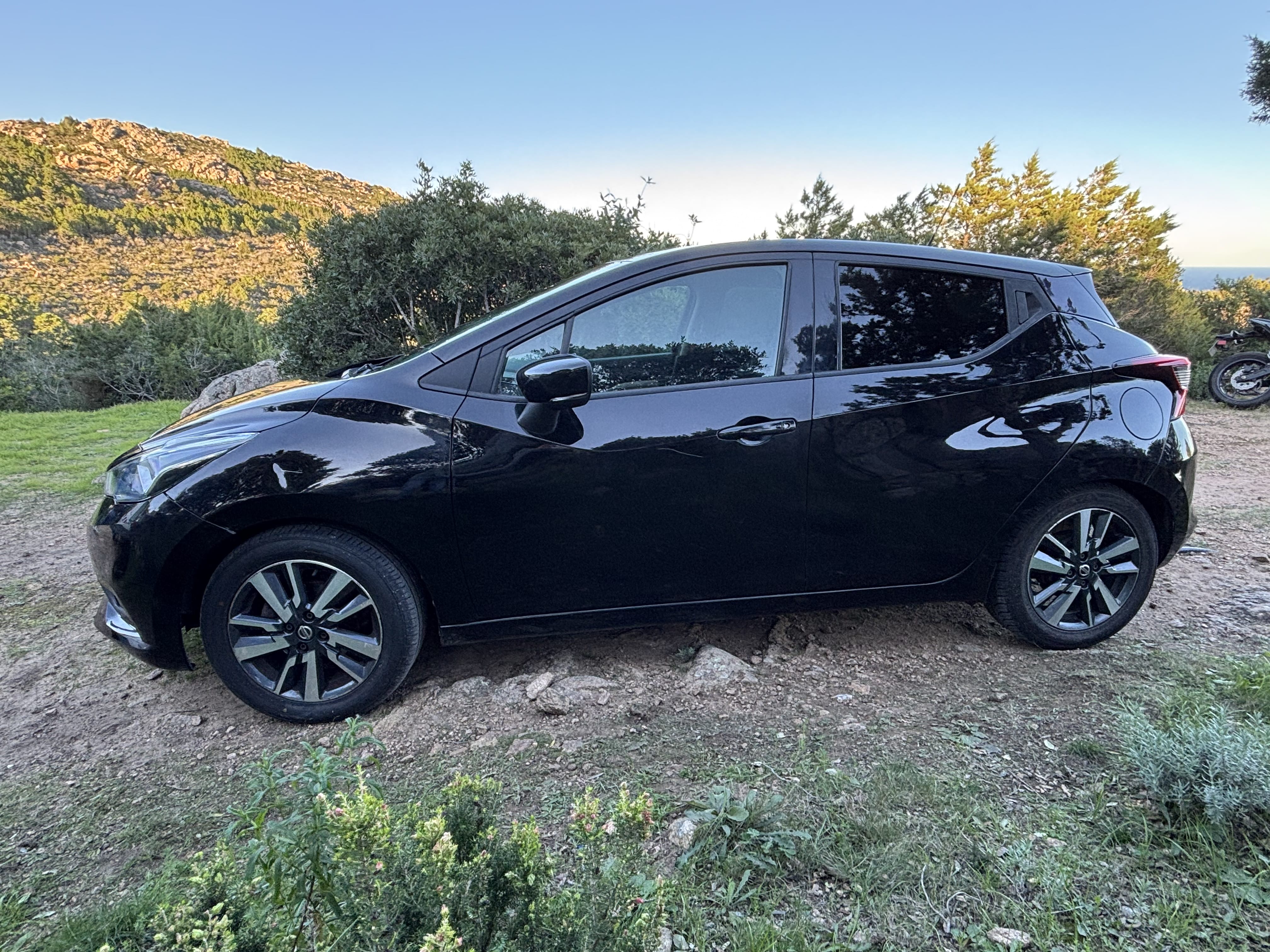 Nissan Micra avec Climatisation