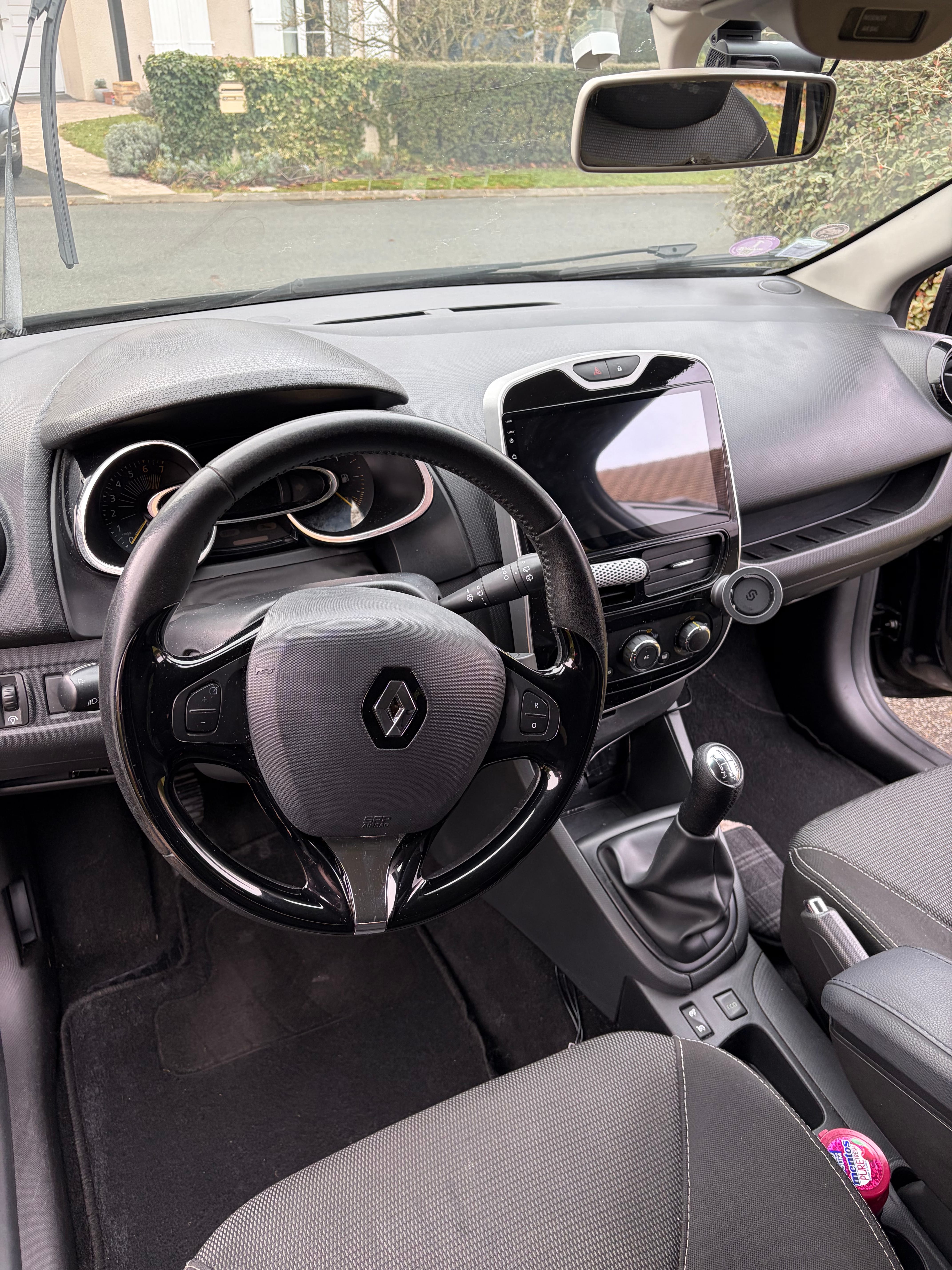 Renault Clio 0.9tce avec GPS
