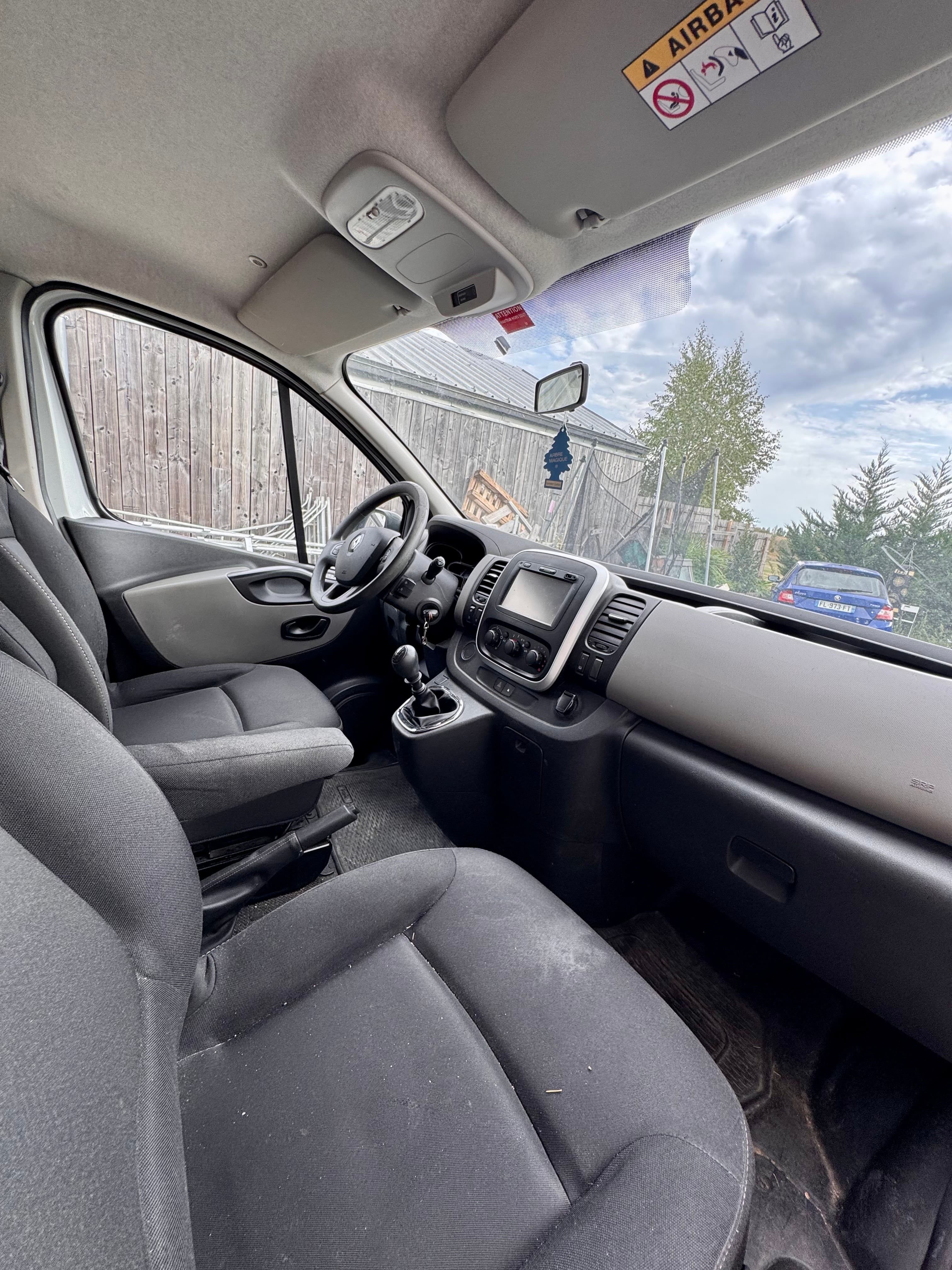 Renault Trafic Passenger 1.5 DCI avec Siège bébé